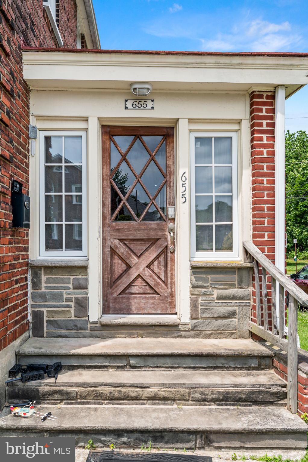 WESTINGHOUSE VLG - Residential