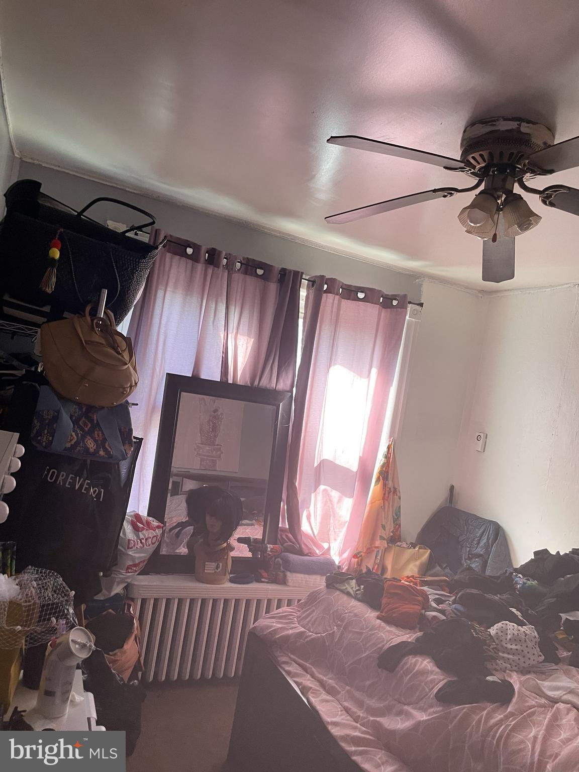 COLLINGDALE - Residential Income