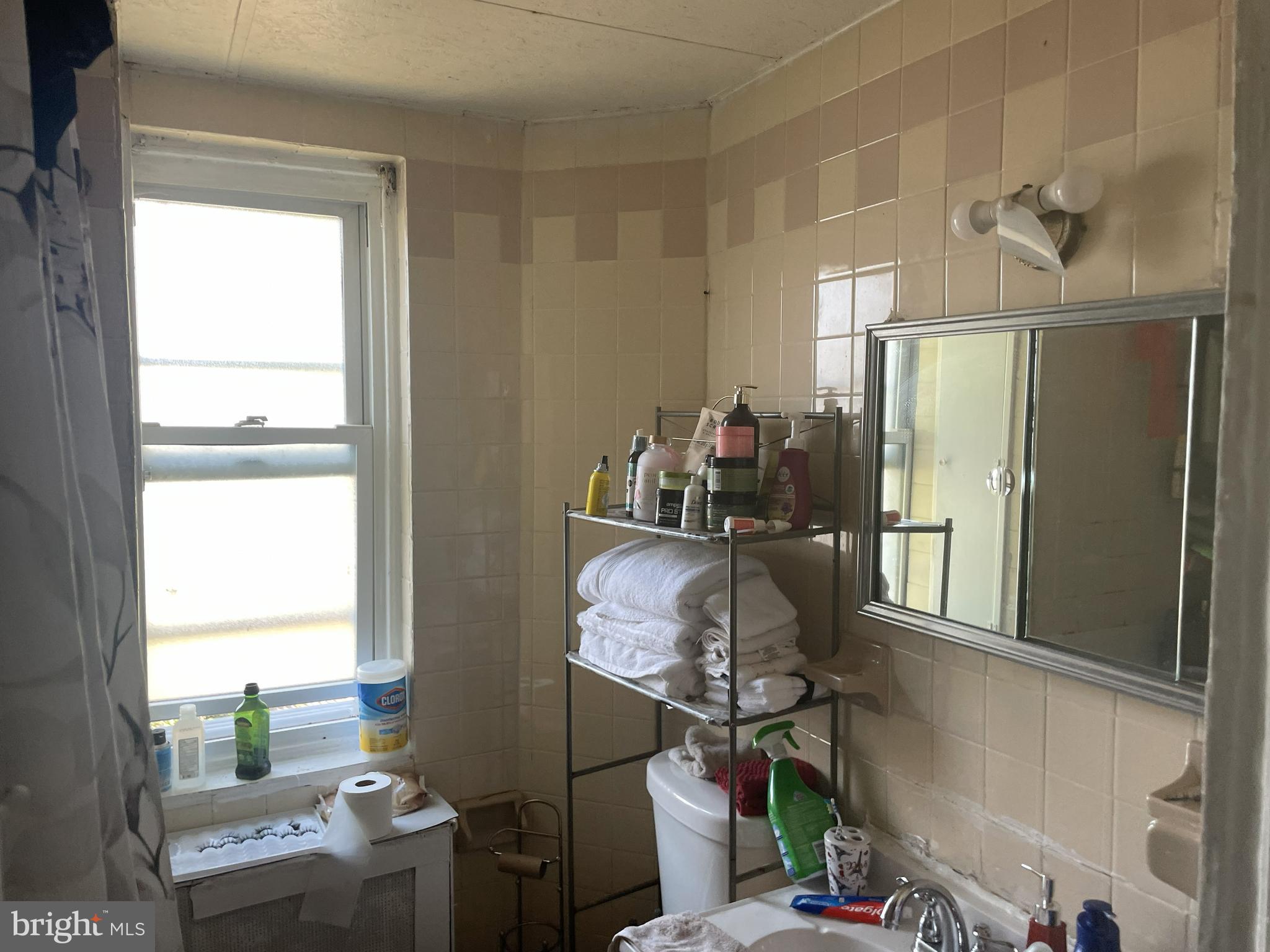 COLLINGDALE - Residential Income