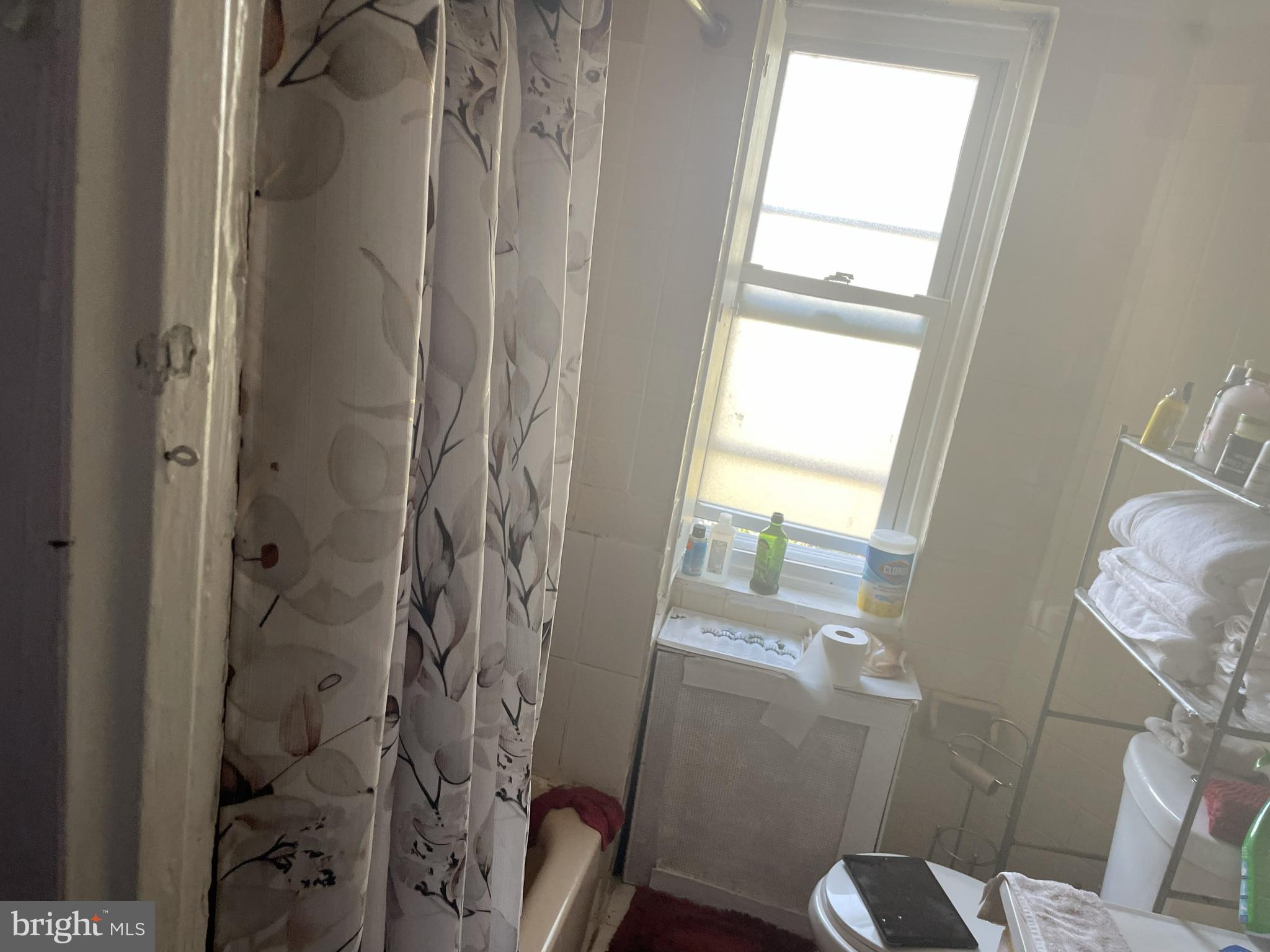 COLLINGDALE - Residential Income