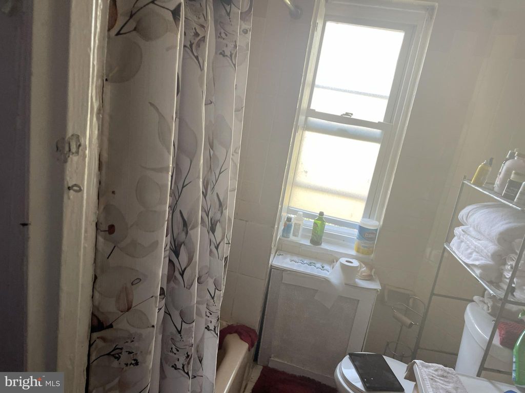 Photo of 112 Pusey Avenue, COLLINGDALE, PA 19023 (MLS # PADE2098330)