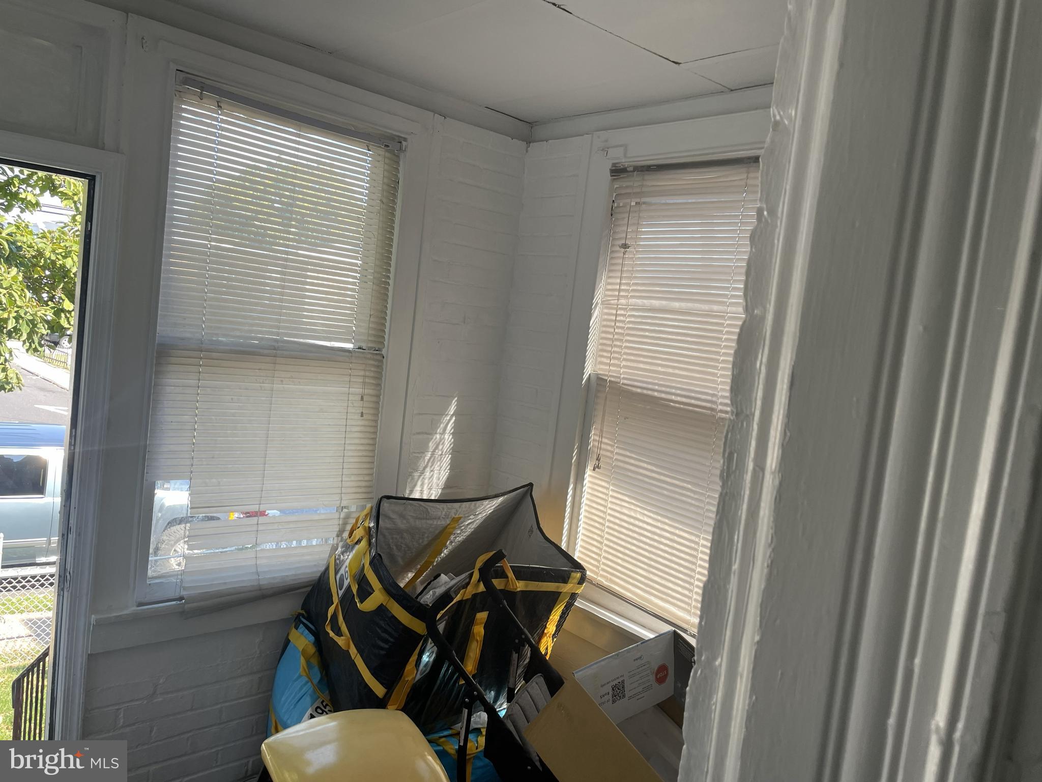 COLLINGDALE - Residential Income