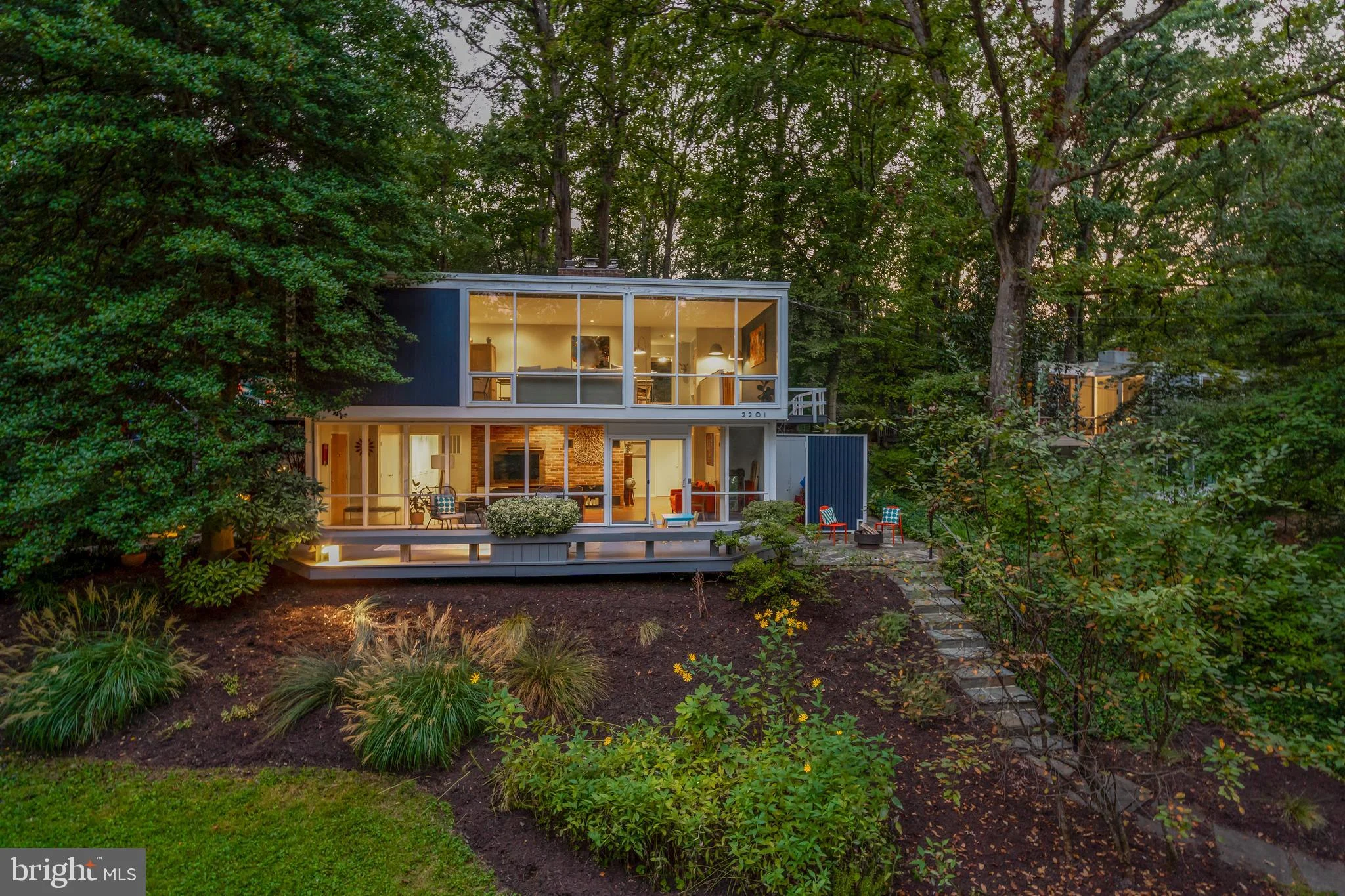 2201 Paul Spring Road, Alexandria, VA 22307
