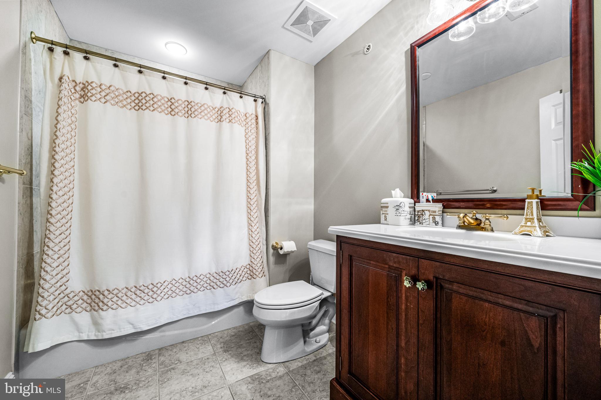 HARRISON ESTATE - Residential