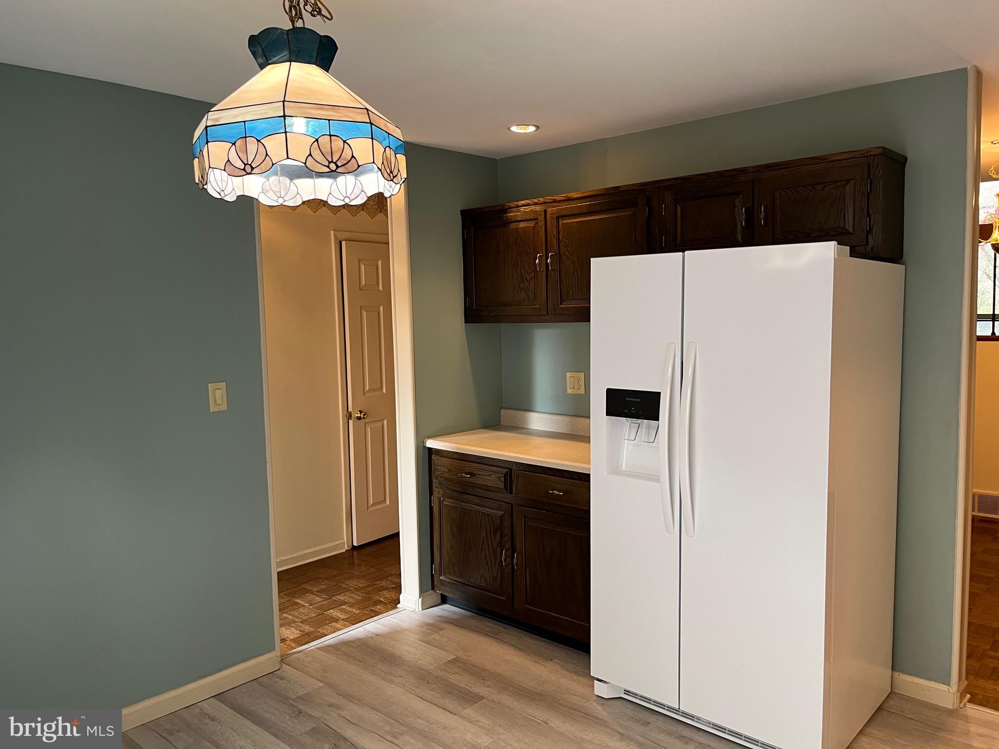 FLYING HILLS - Residential Lease