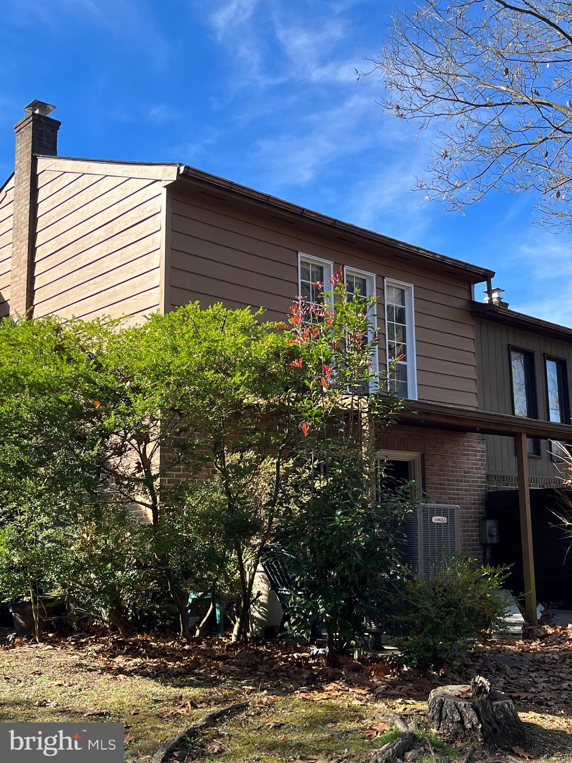 FLYING HILLS - Residential Lease