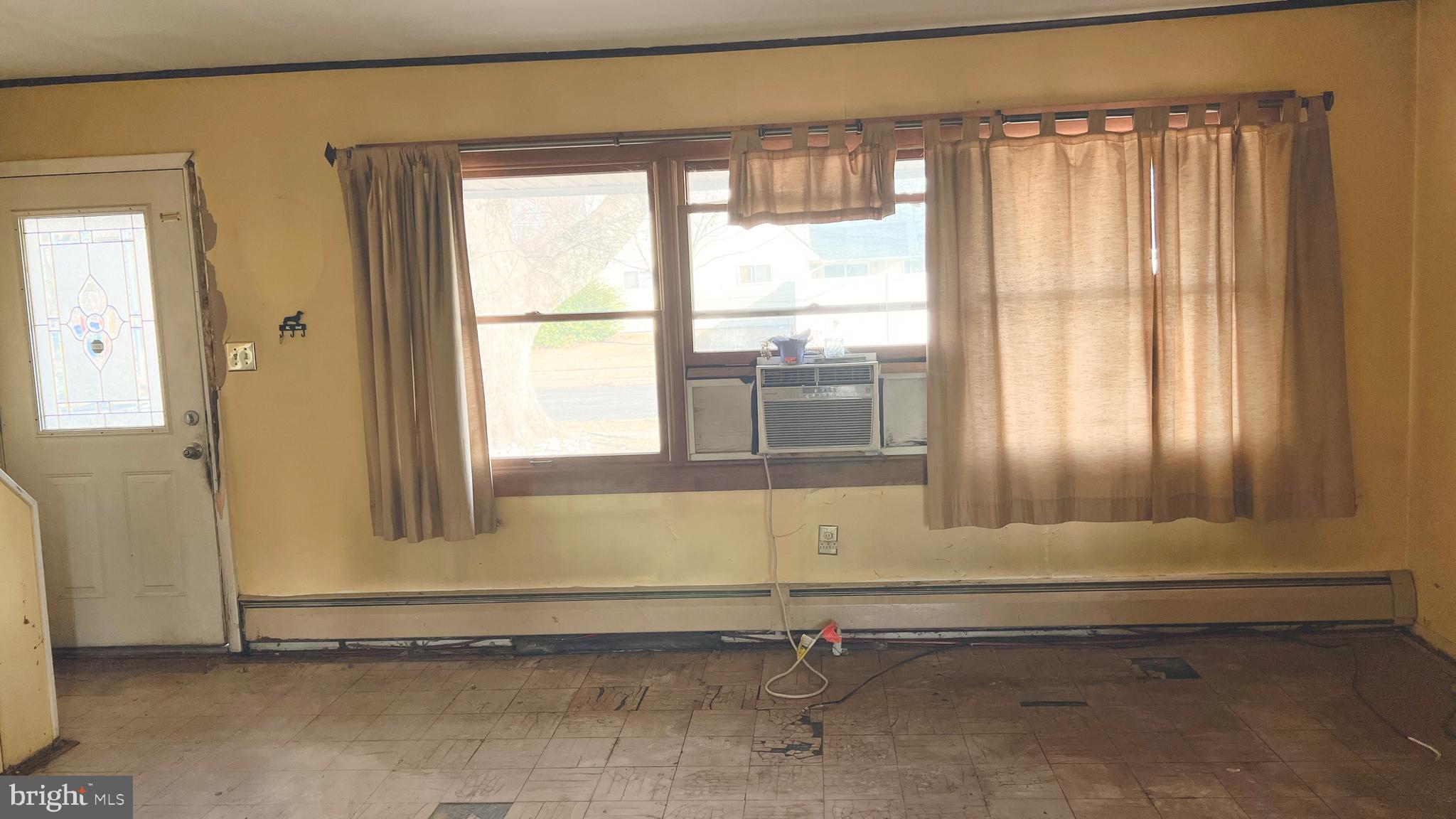 VERMILION HILL - Residential