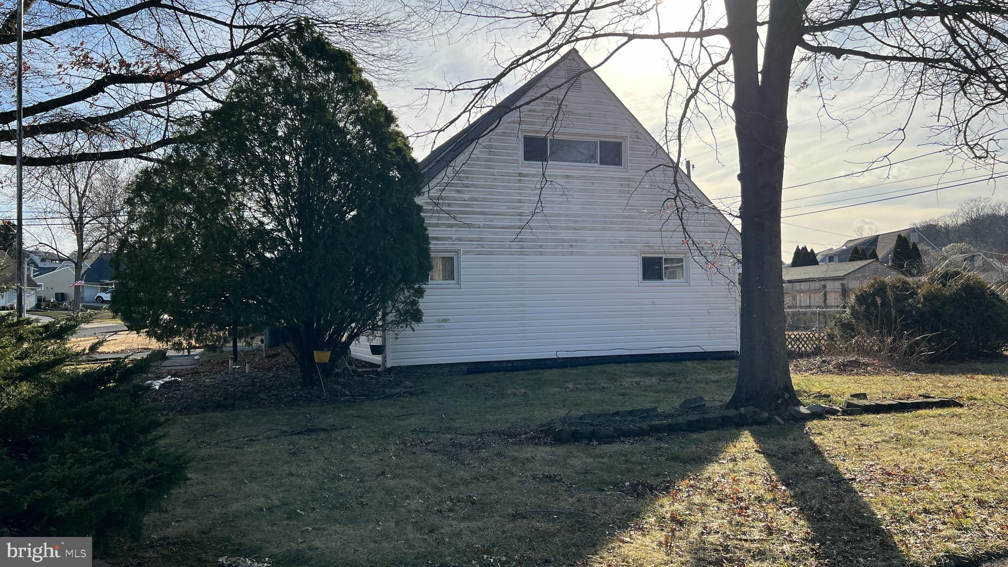 VERMILION HILL - Residential