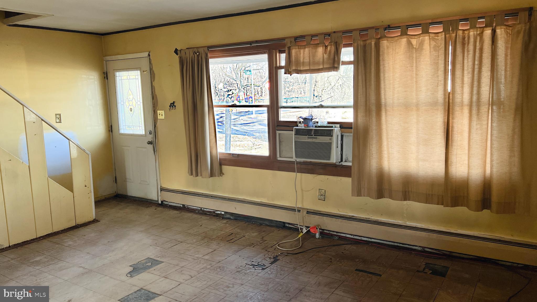 VERMILION HILL - Residential