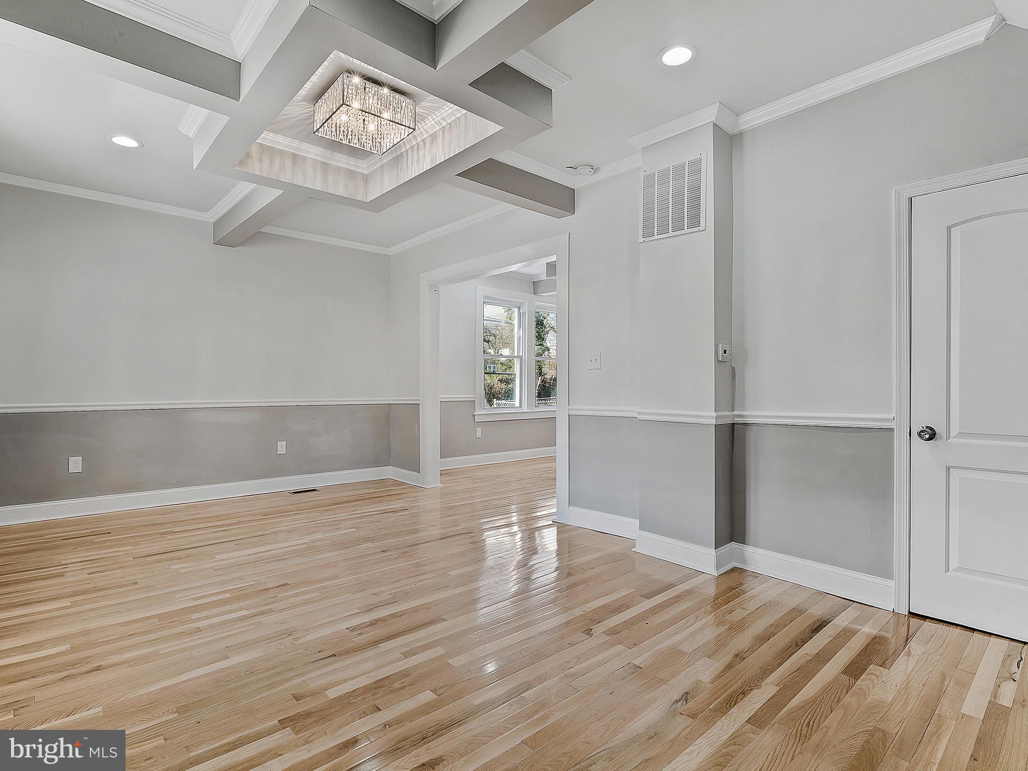 LAKE WALKER - Residential