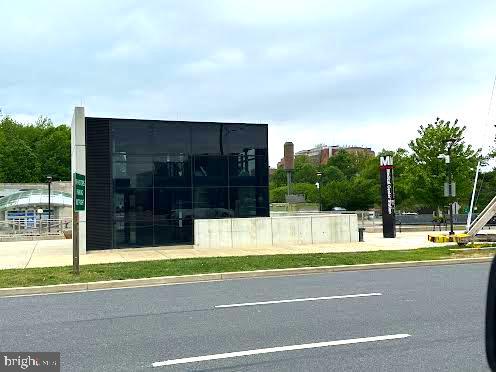 WHITEHALL - Residential