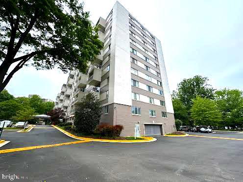WHITEHALL - Residential