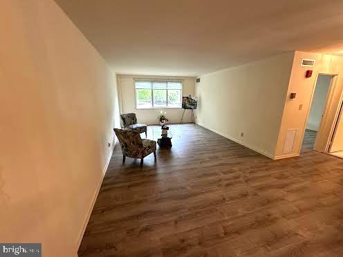 WHITEHALL - Residential