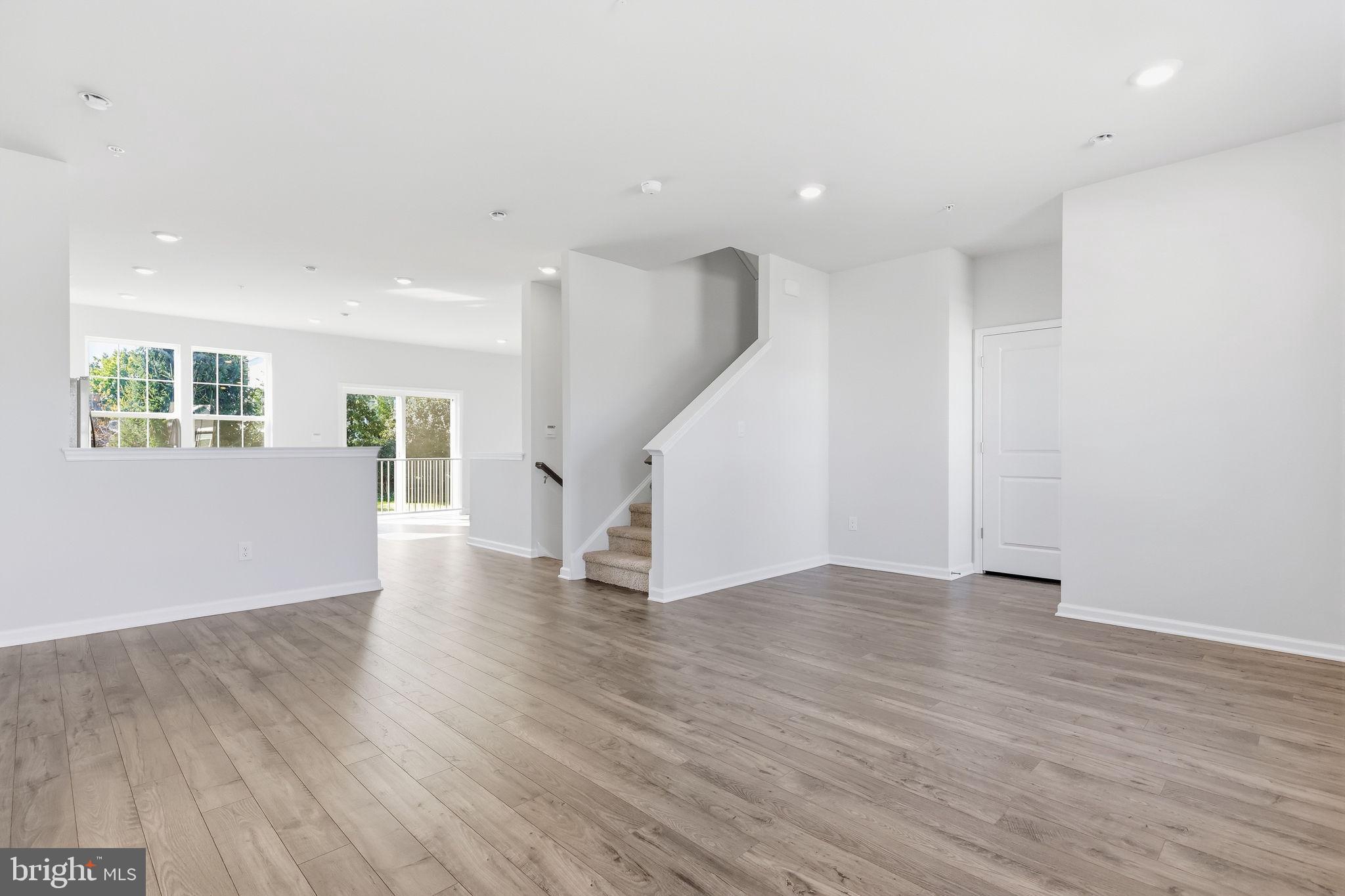 1080 MEADOWLARK DRIVE