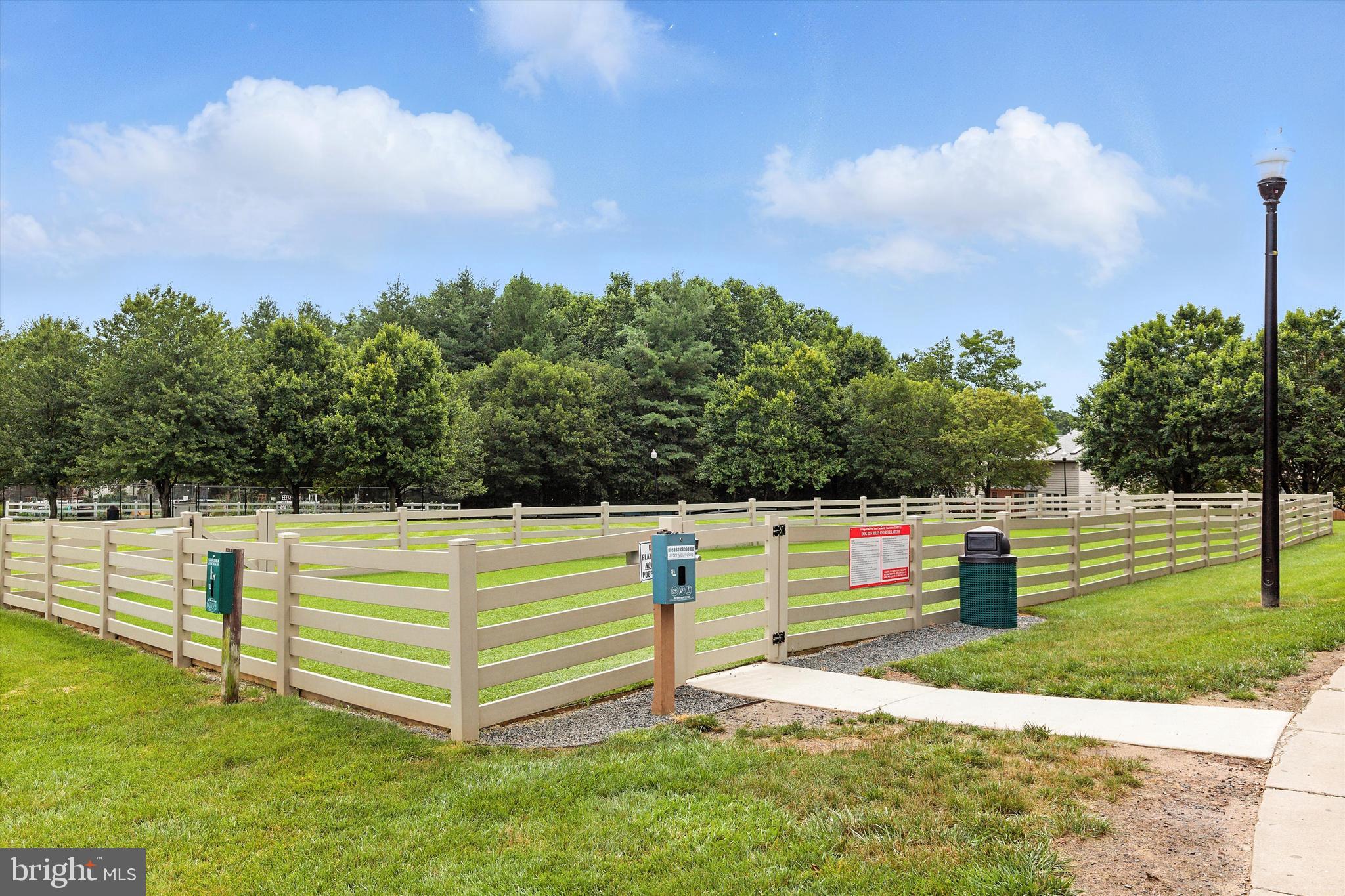 OWINGS MILLS NEWTOWN - Residential