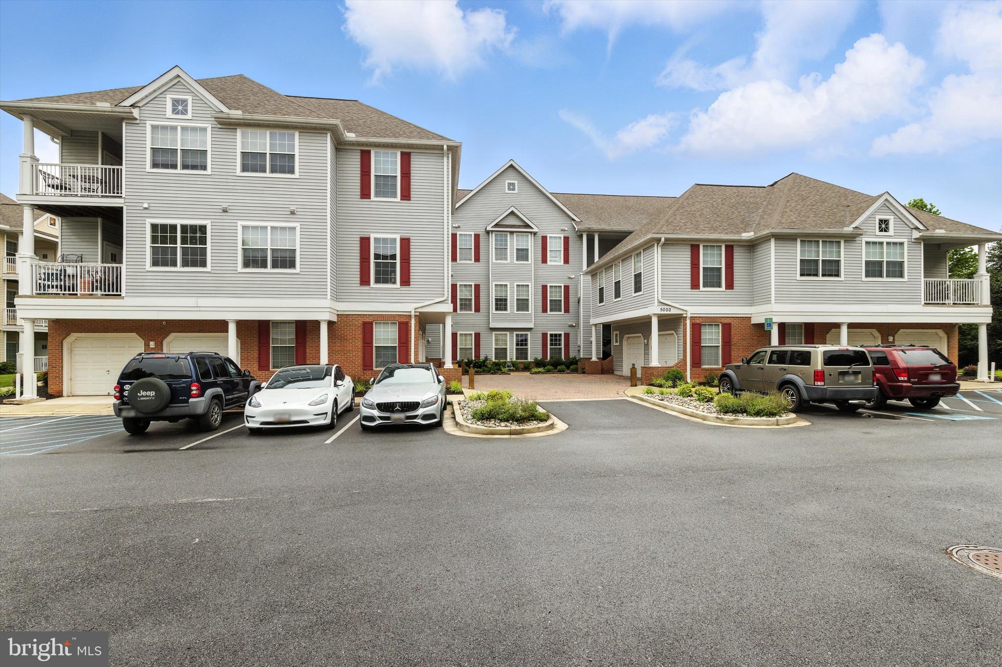 OWINGS MILLS NEWTOWN - Residential