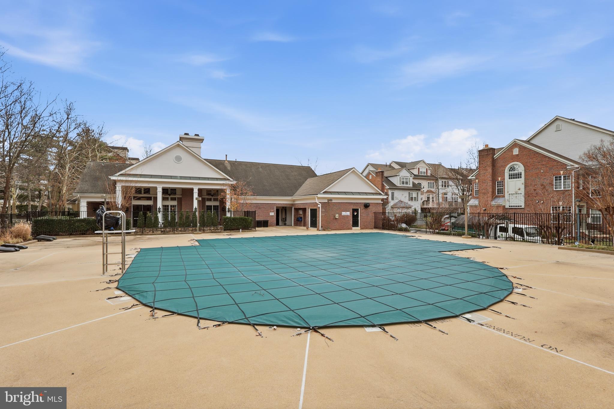 LINCOLN PARK - Residential