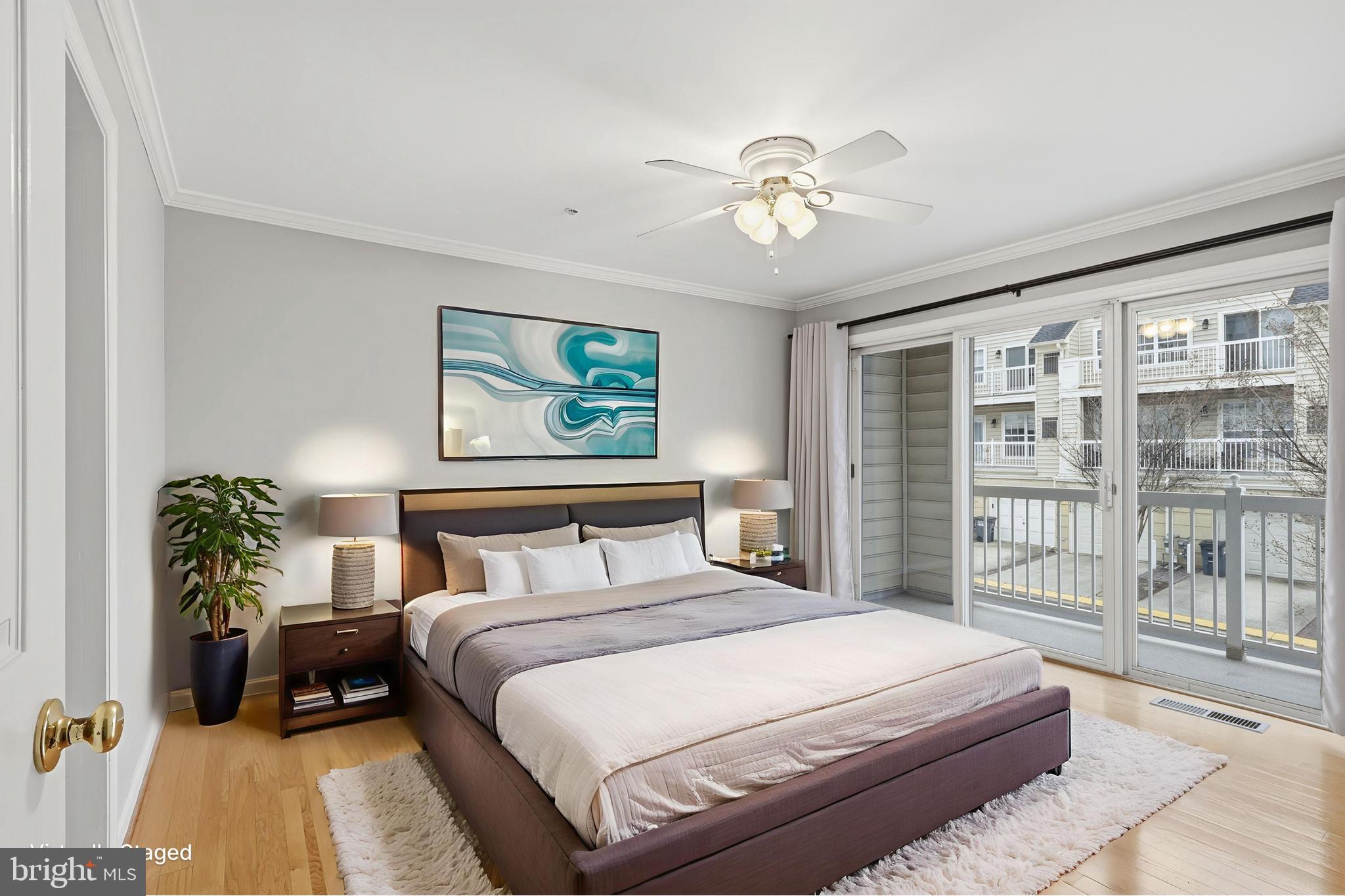 LINCOLN PARK - Residential