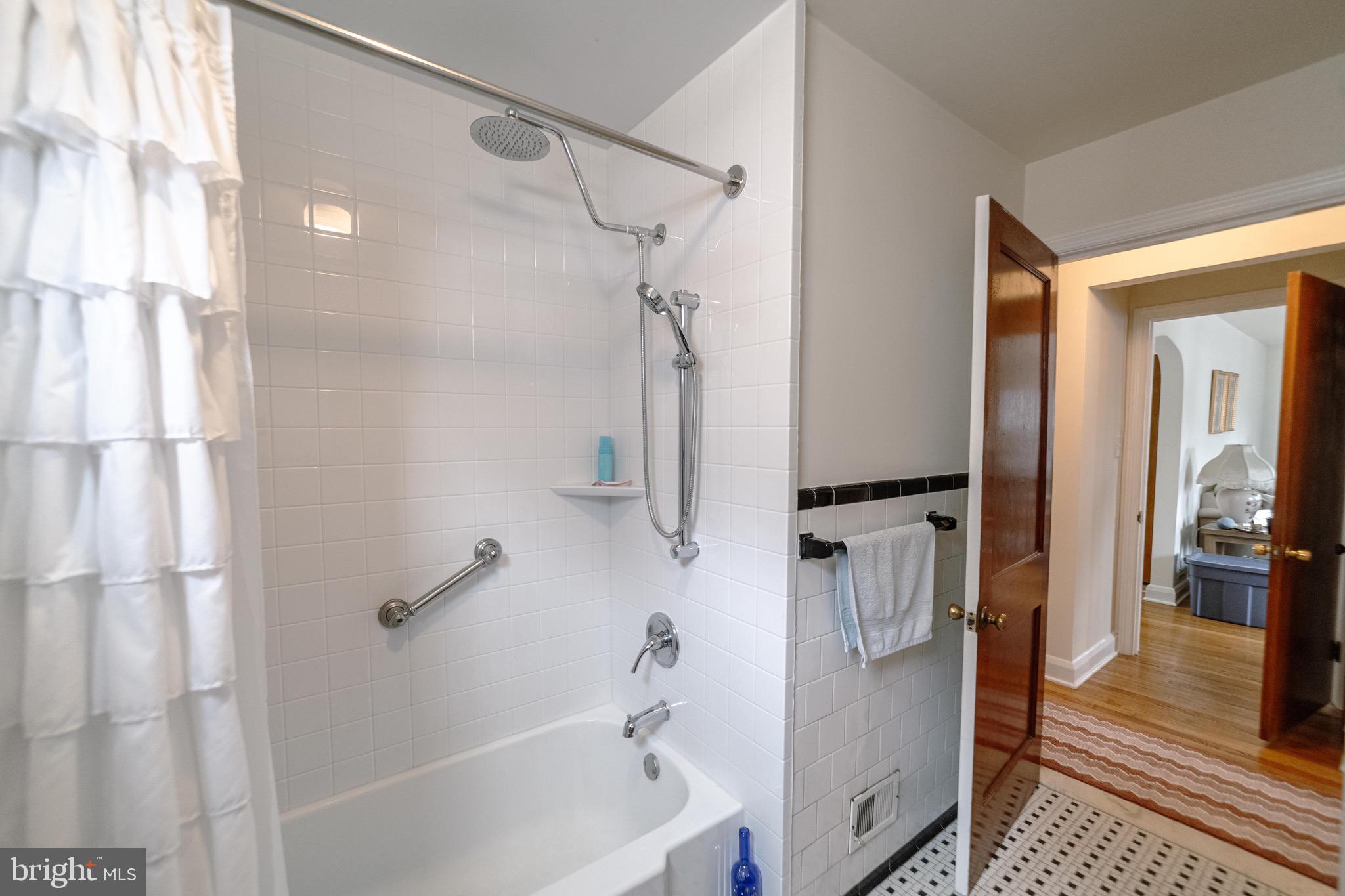 SHIPLEY HEIGHTS - Residential