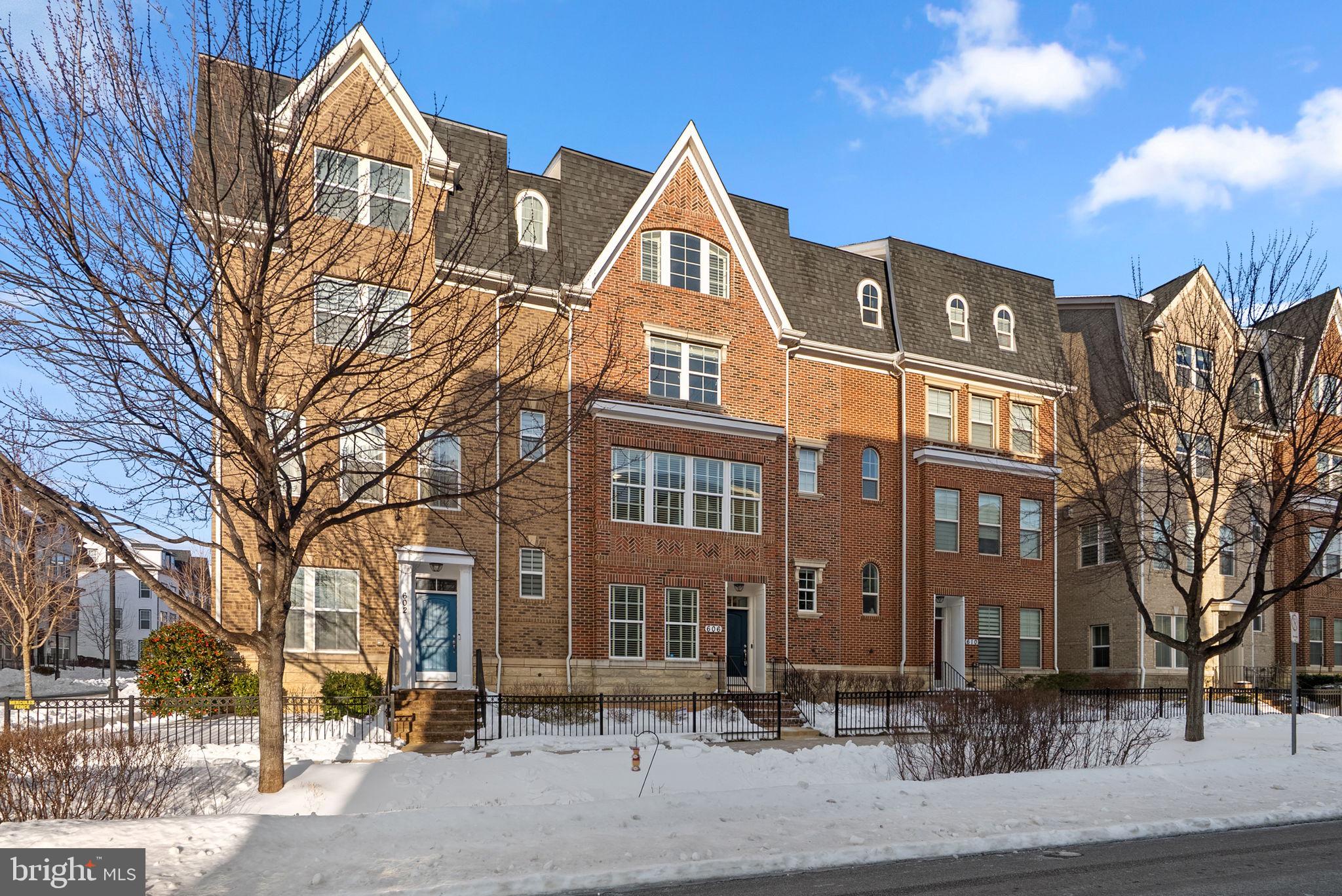 606 CROWN PARK AVENUE