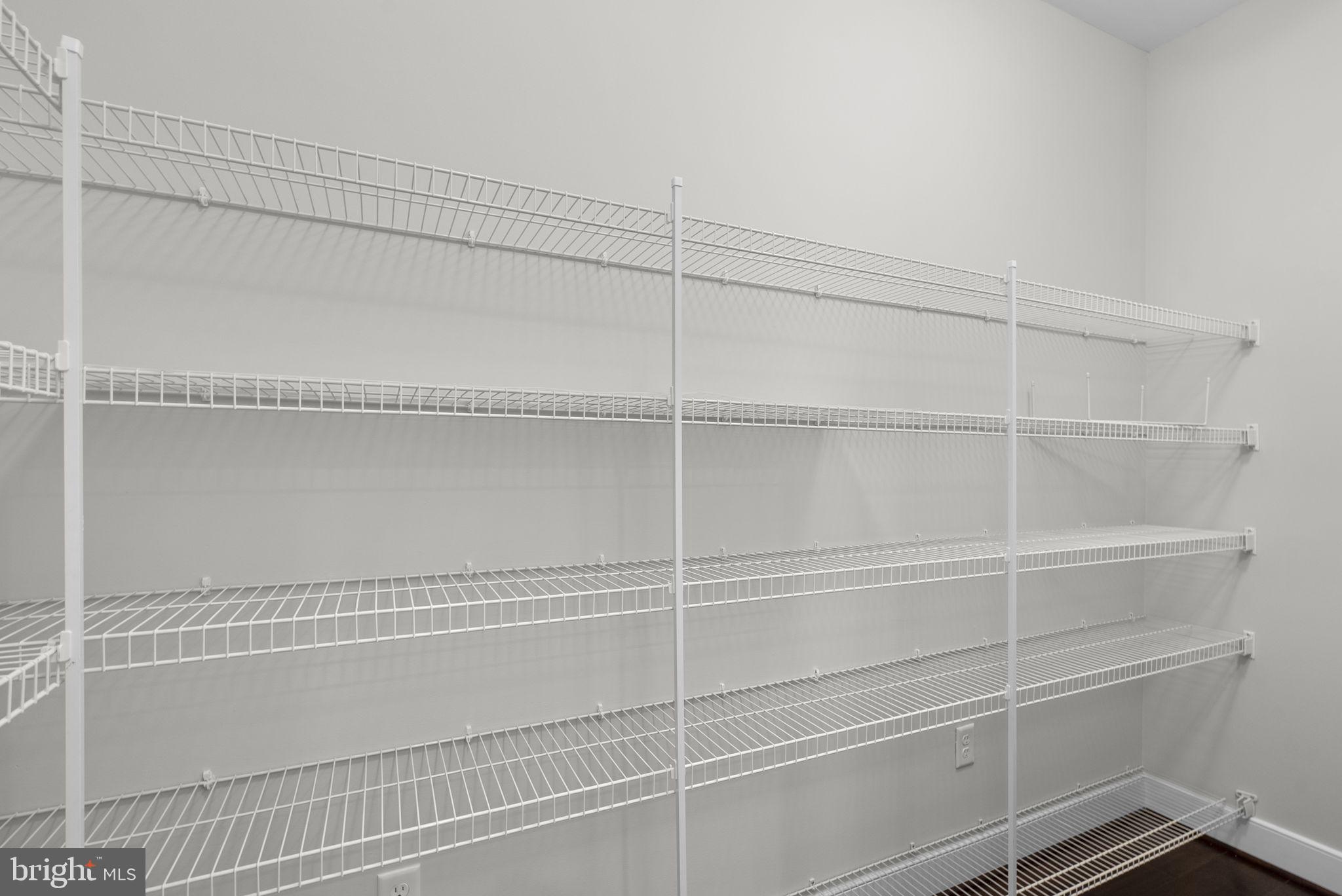 CROWN FARM - Residential