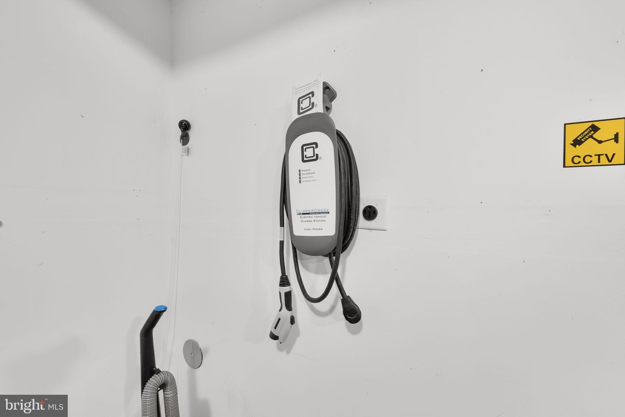 CROWN FARM - Residential