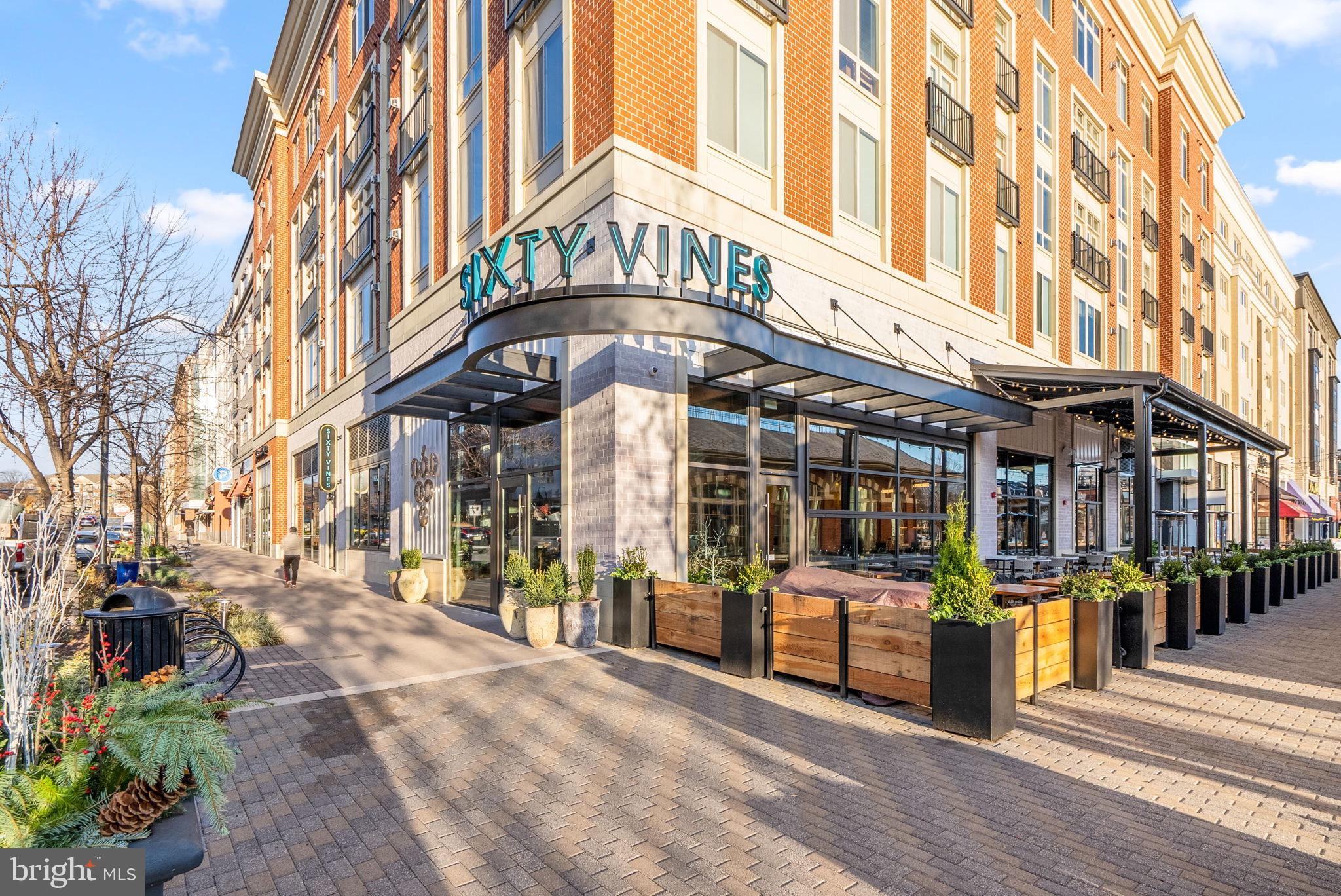 CROWN FARM - Residential