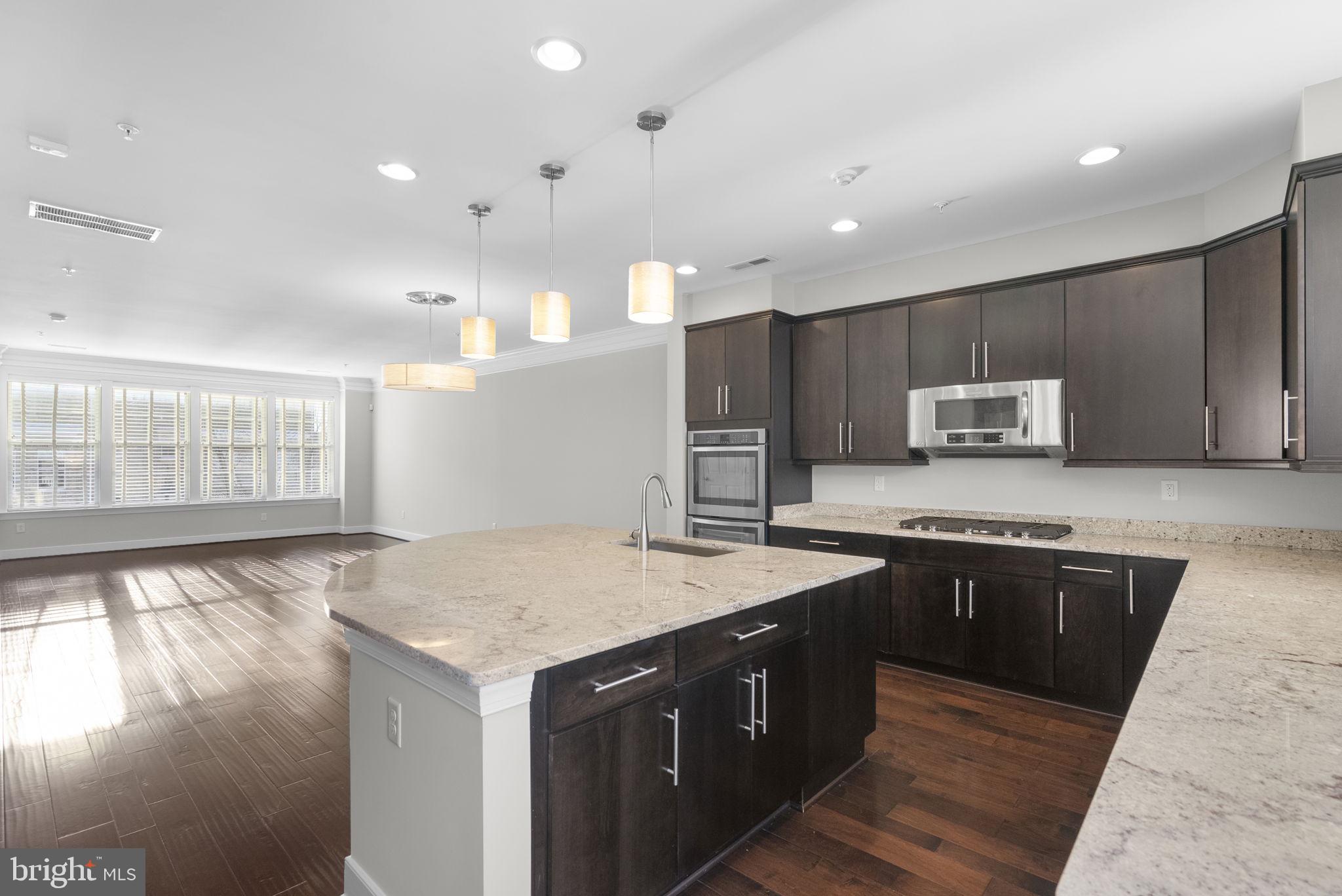 CROWN FARM - Residential