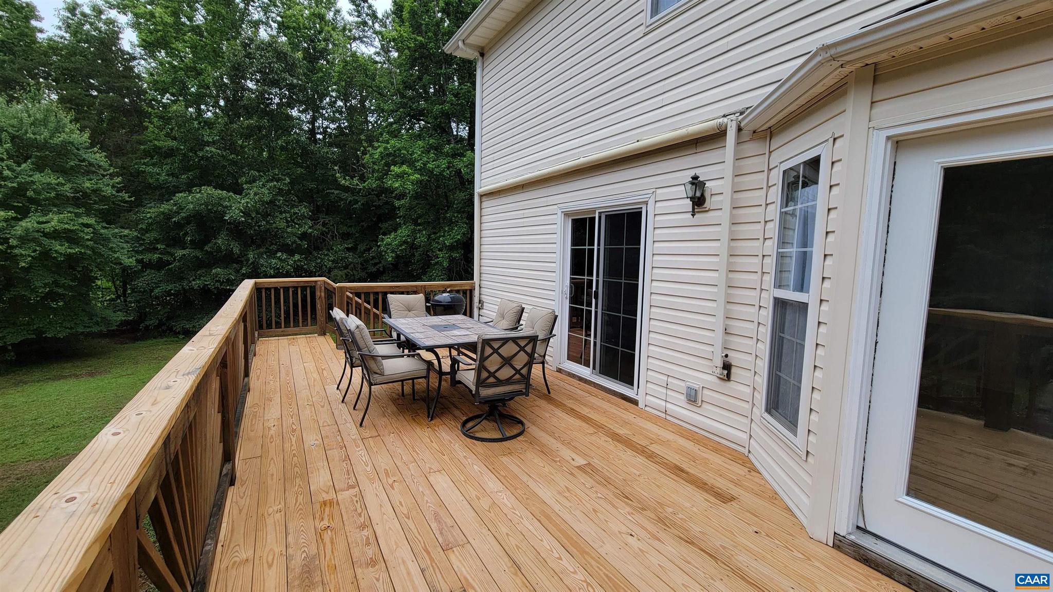 DOGWOOD LAKE ESTATES - Residential