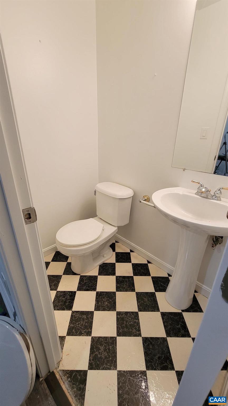 DOGWOOD LAKE ESTATES - Residential