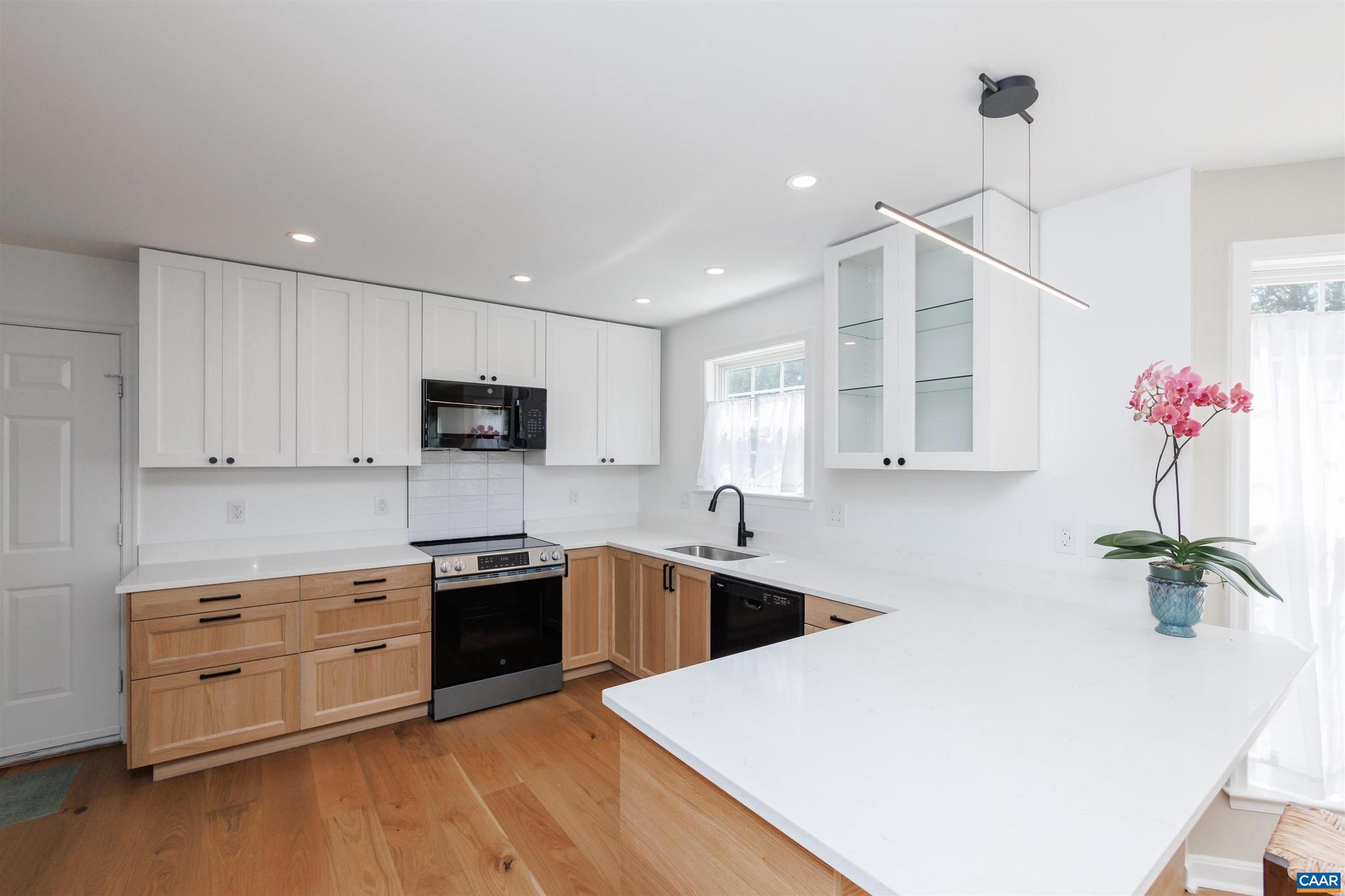 DOGWOOD LAKE ESTATES - Residential