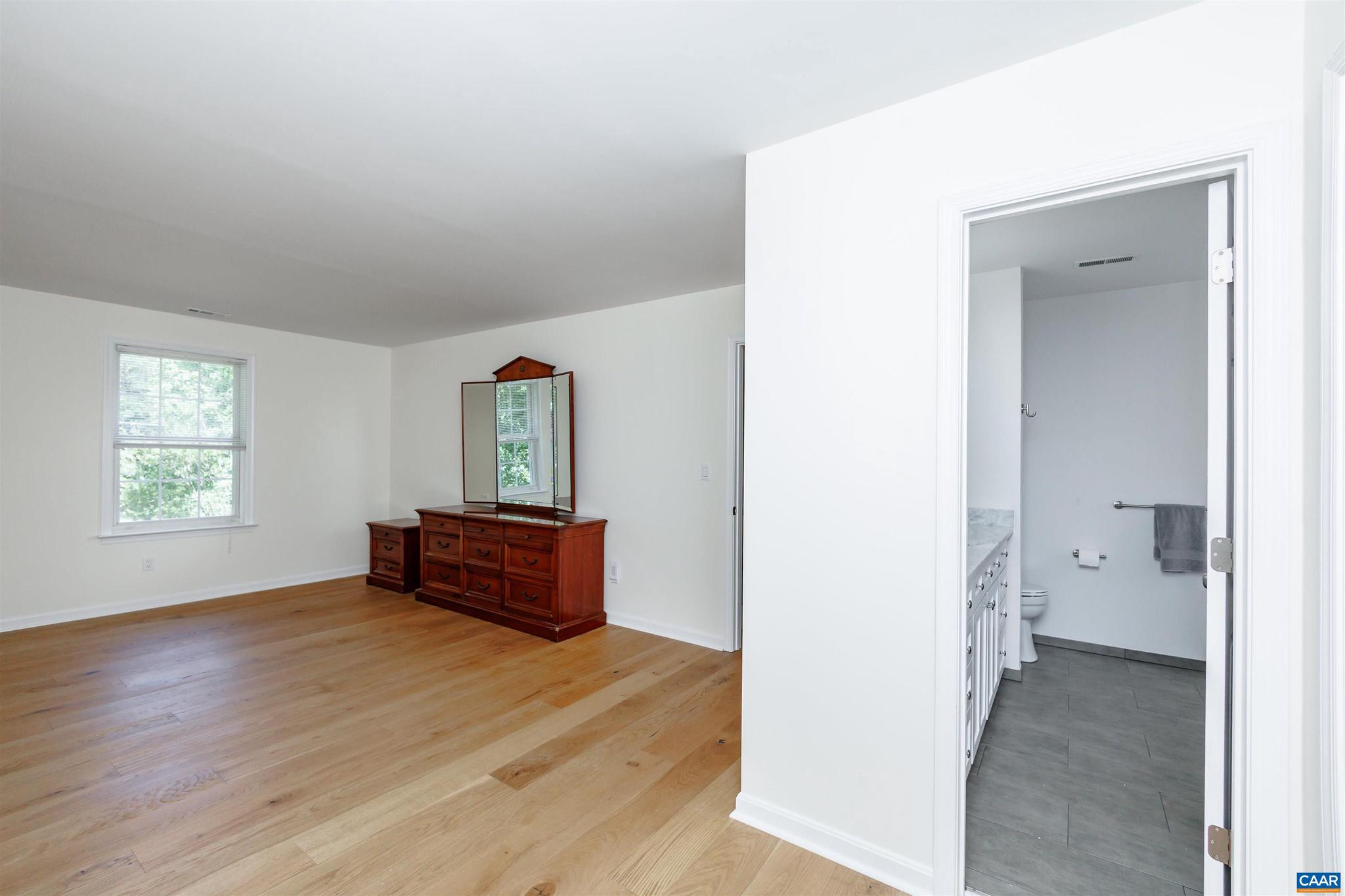 DOGWOOD LAKE ESTATES - Residential