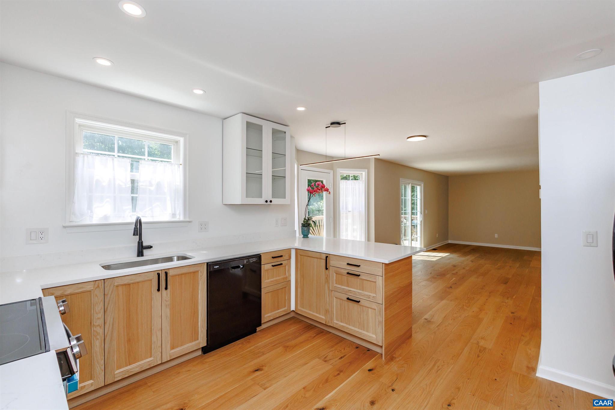 DOGWOOD LAKE ESTATES - Residential