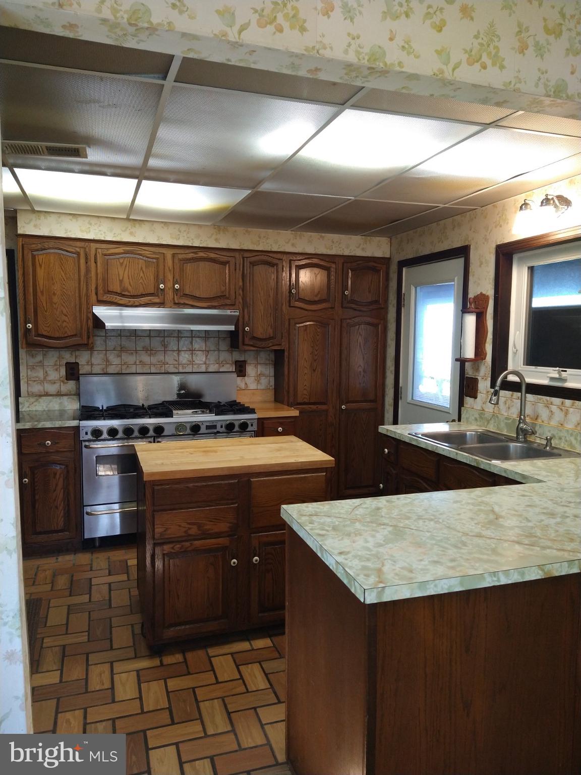 TALL TIMBERS - Residential