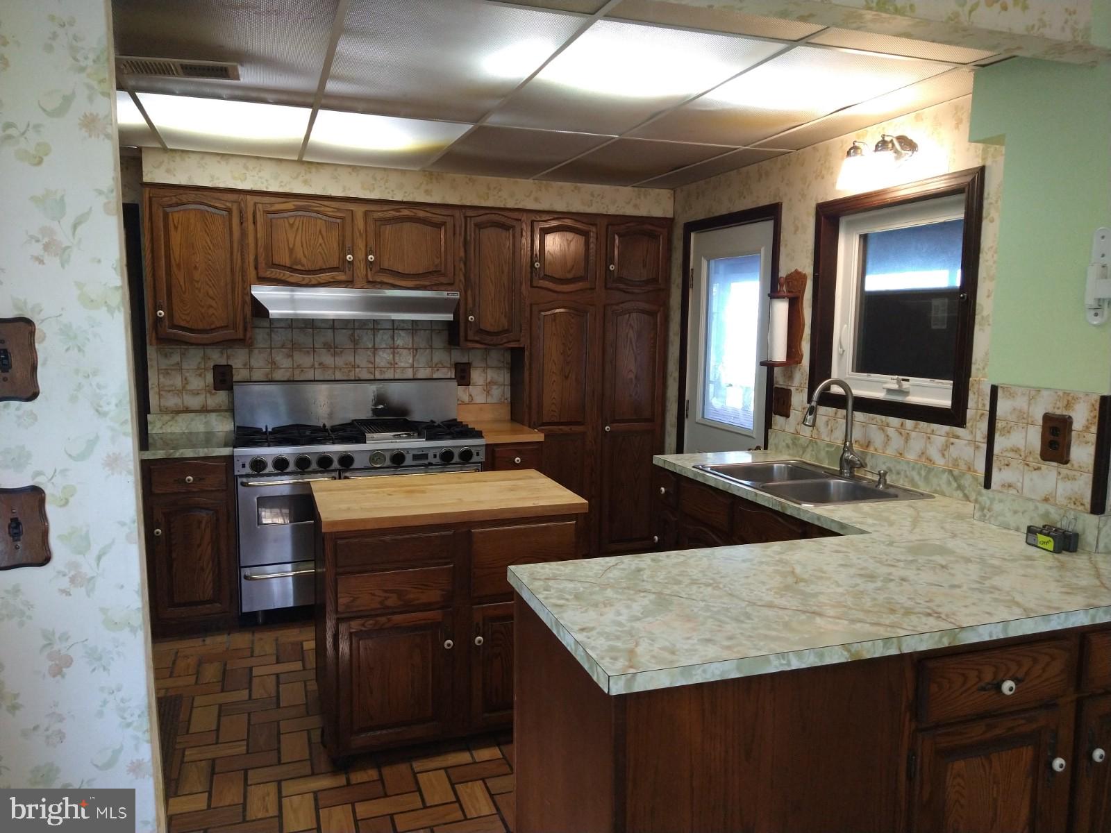 TALL TIMBERS - Residential