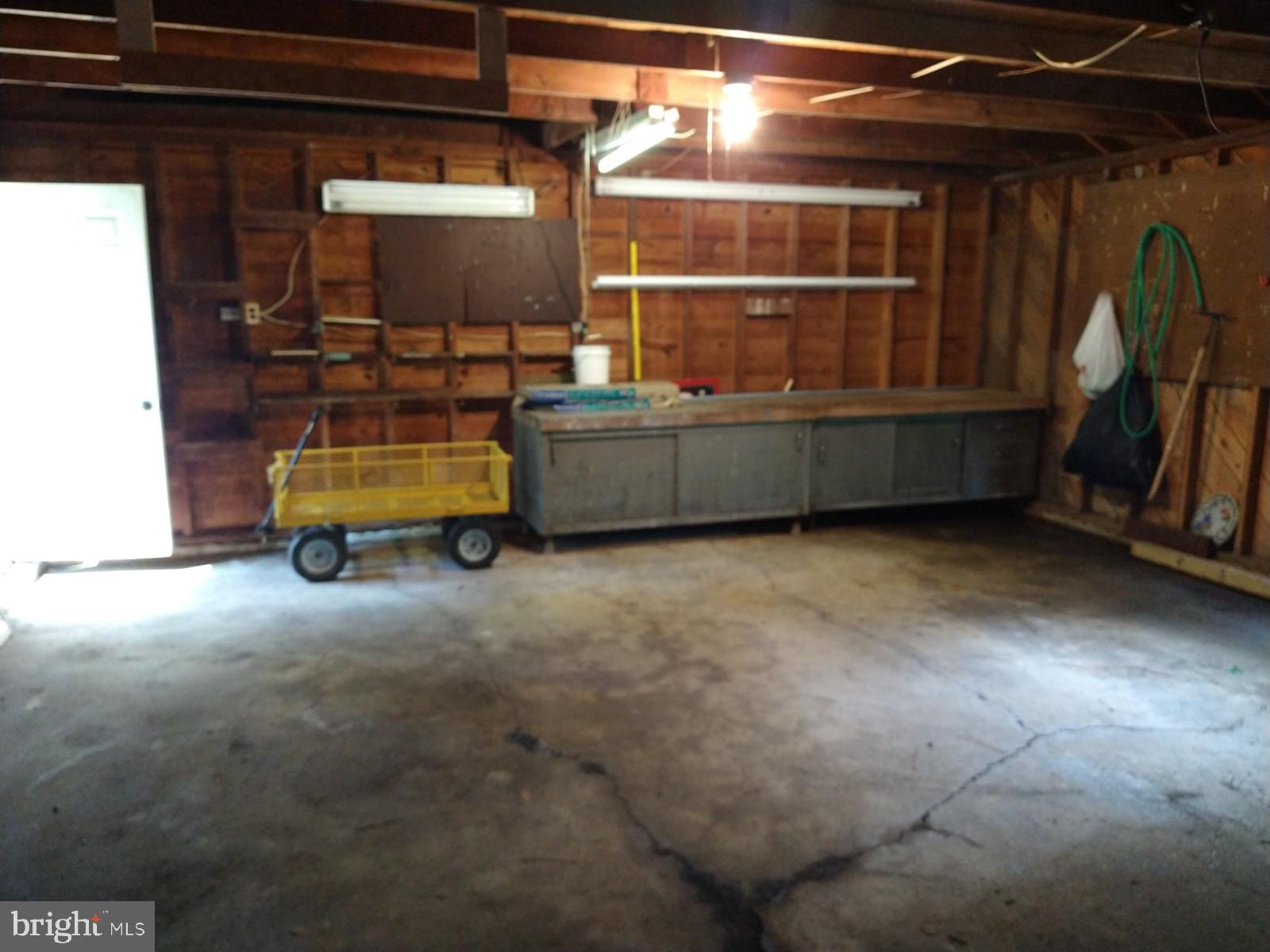 TALL TIMBERS - Residential