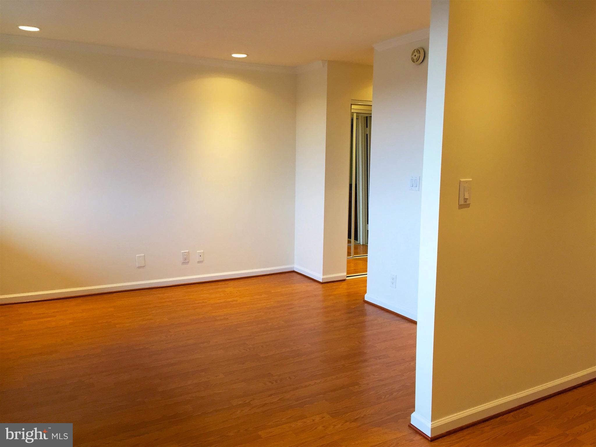 CROSS KEYS - Residential Lease