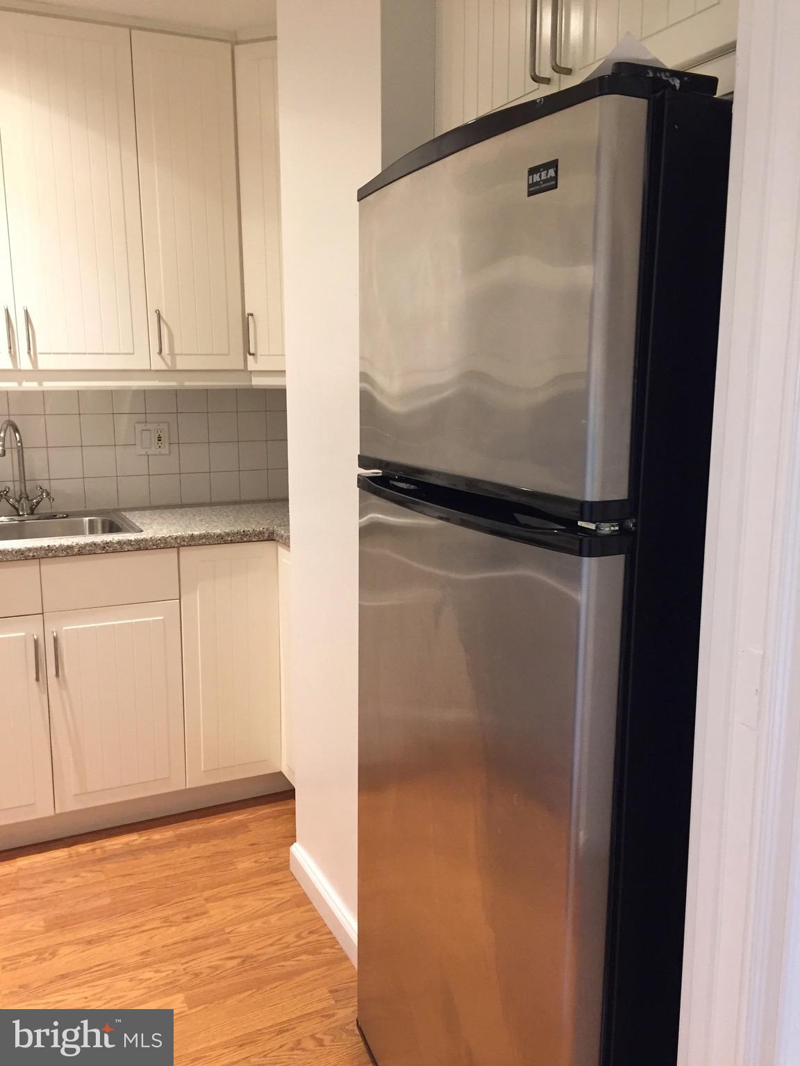 CROSS KEYS - Residential Lease