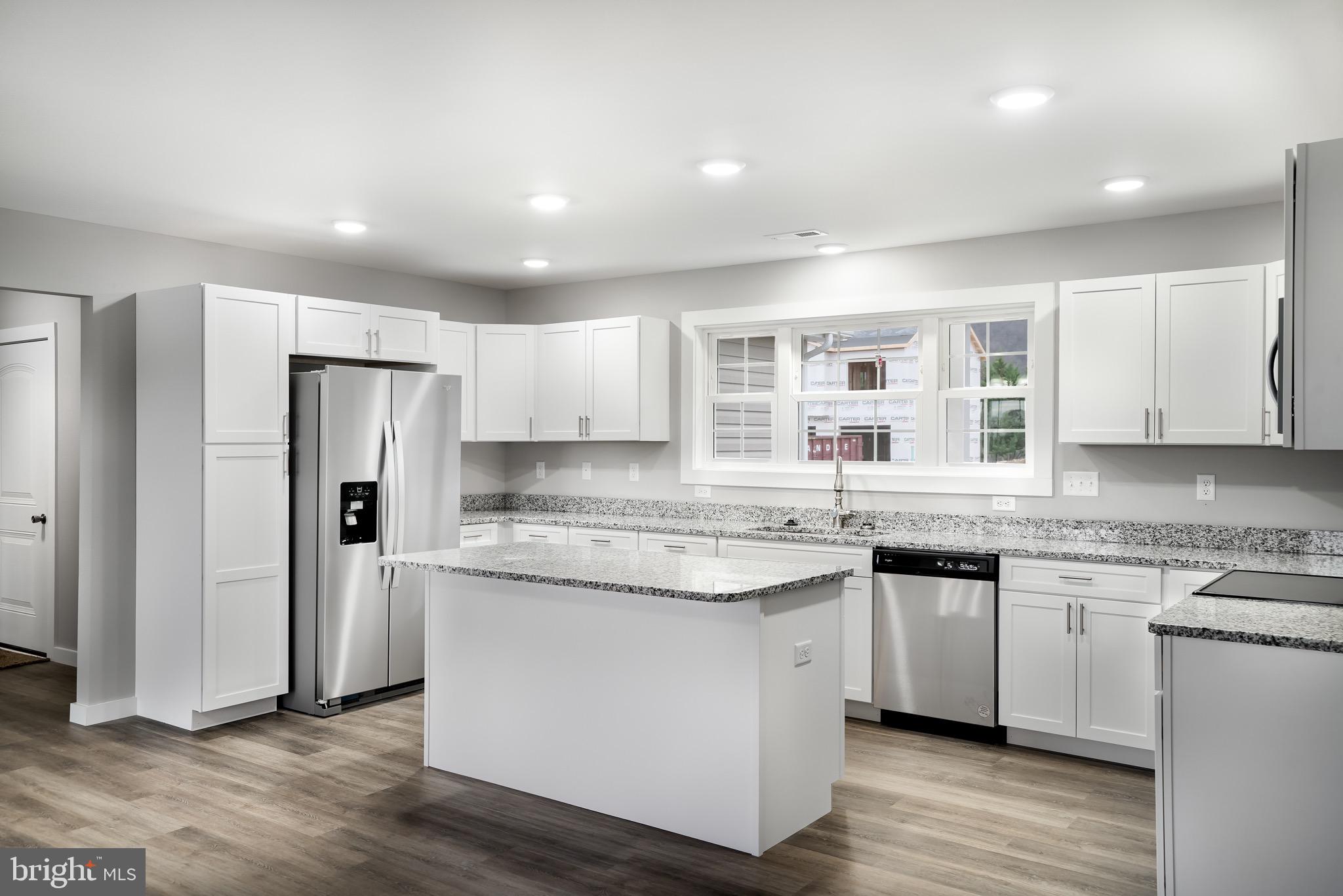 PEBBLE RIDGE - Residential