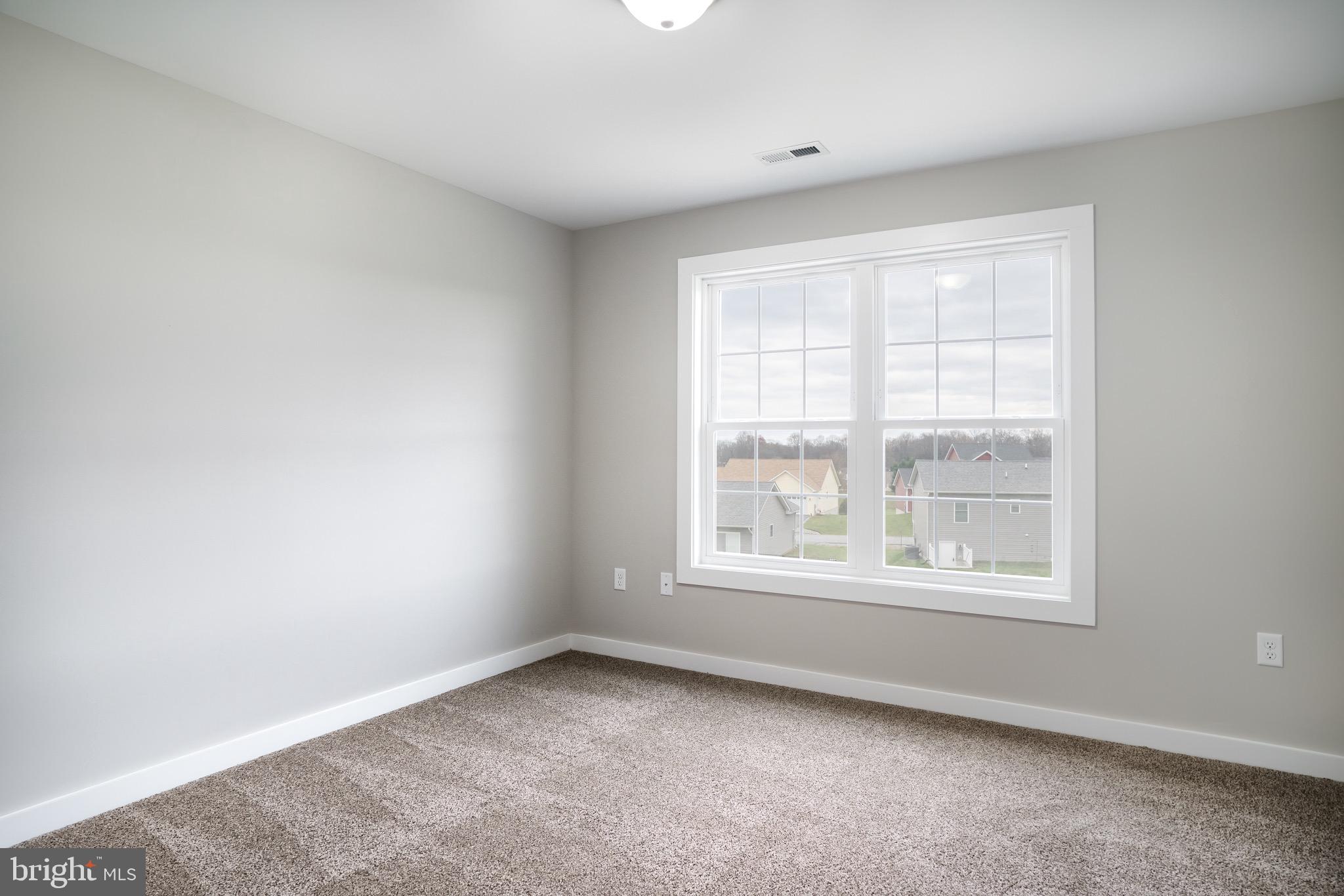 PEBBLE RIDGE - Residential