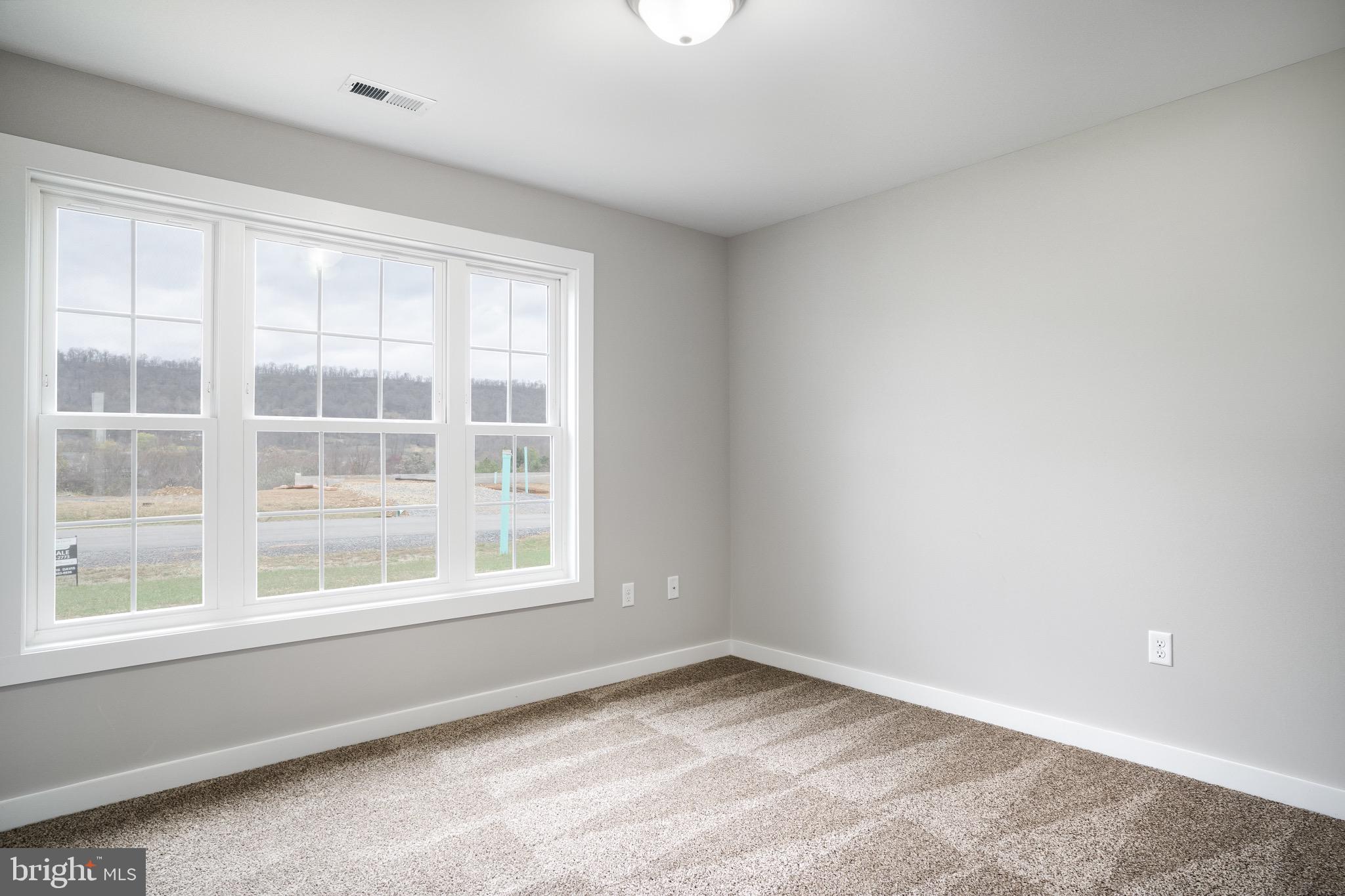 PEBBLE RIDGE - Residential