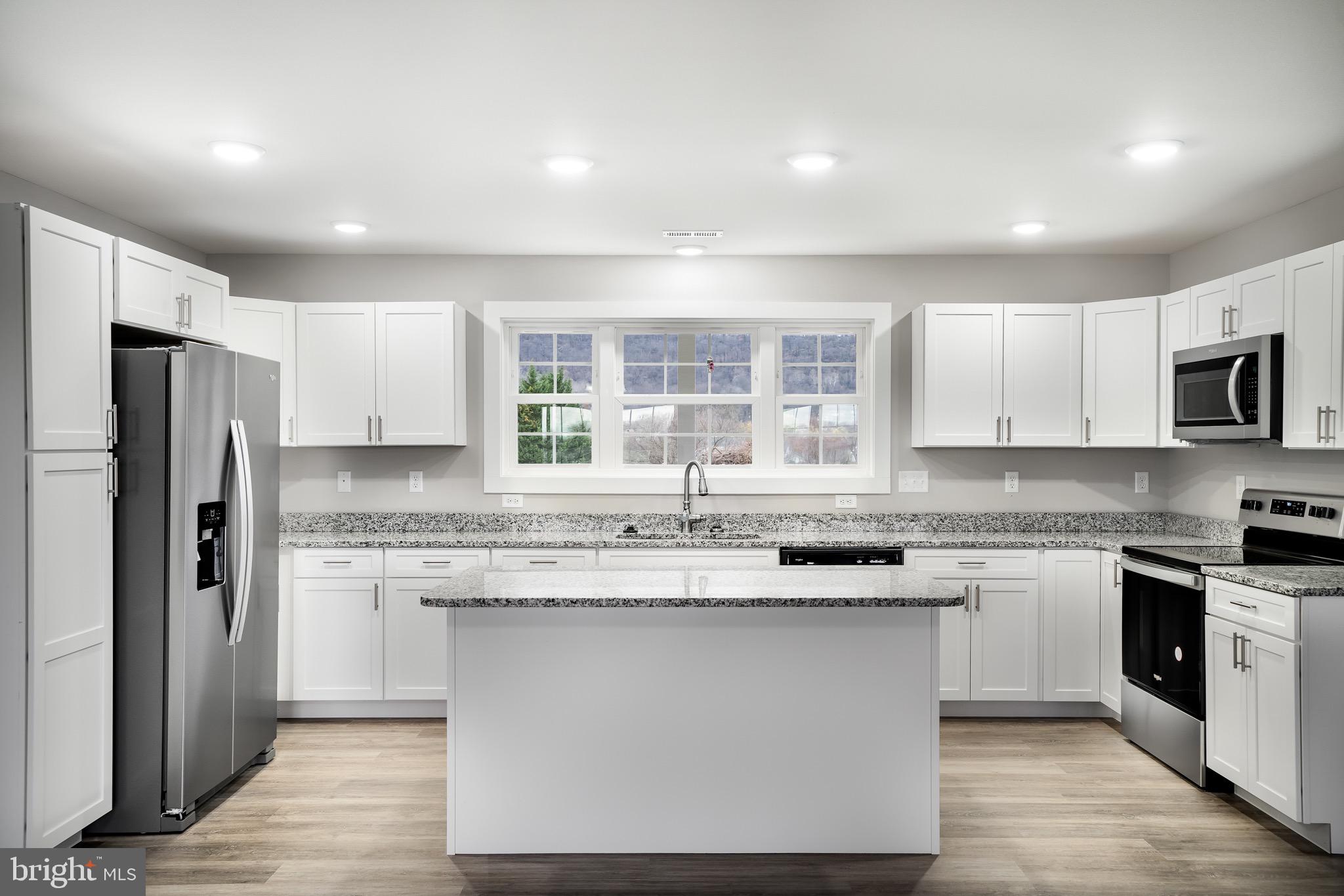 PEBBLE RIDGE - Residential