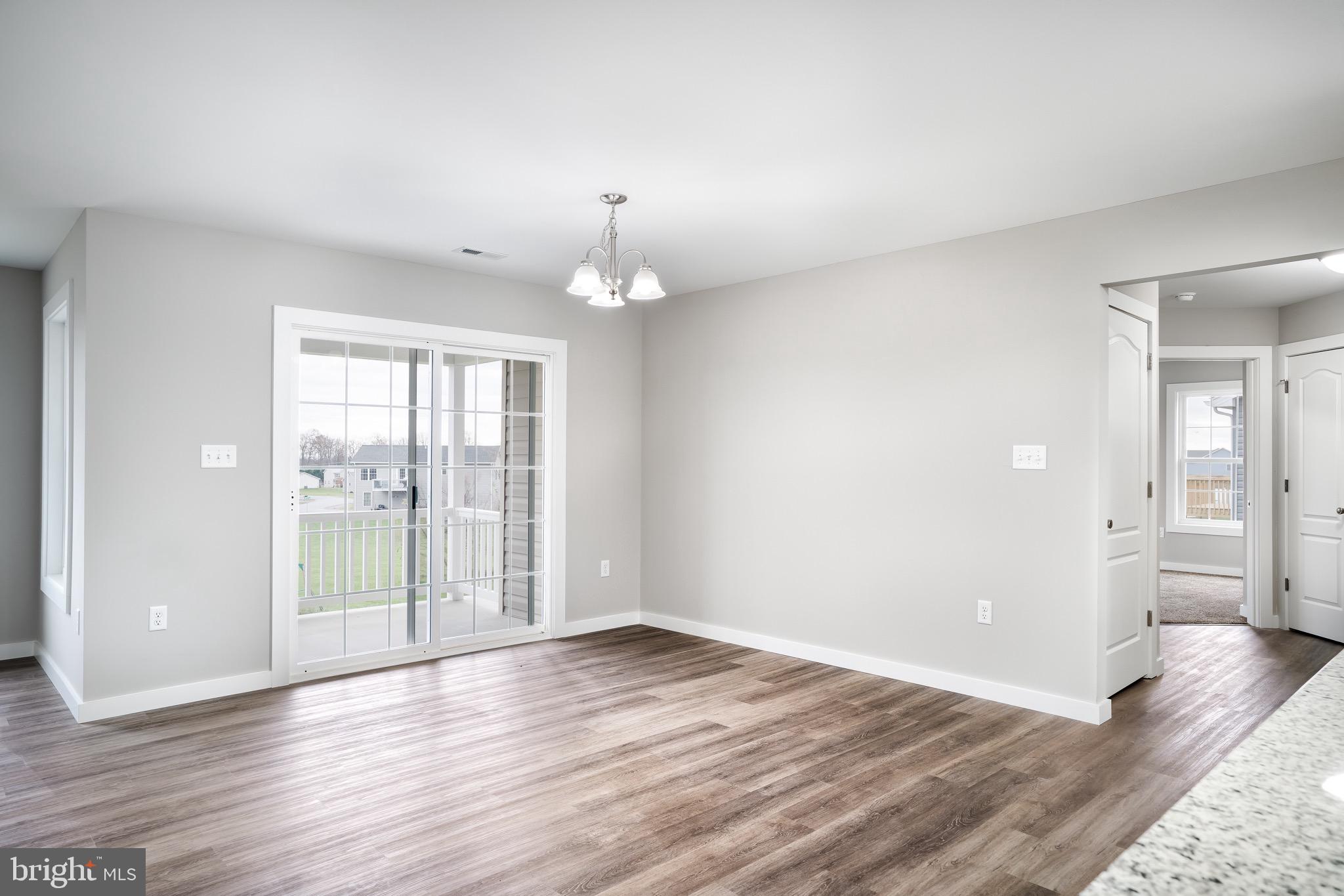 PEBBLE RIDGE - Residential