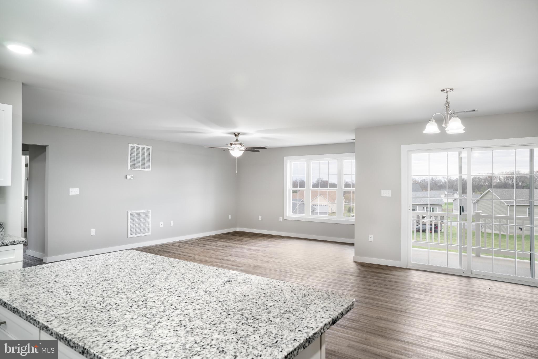 PEBBLE RIDGE - Residential