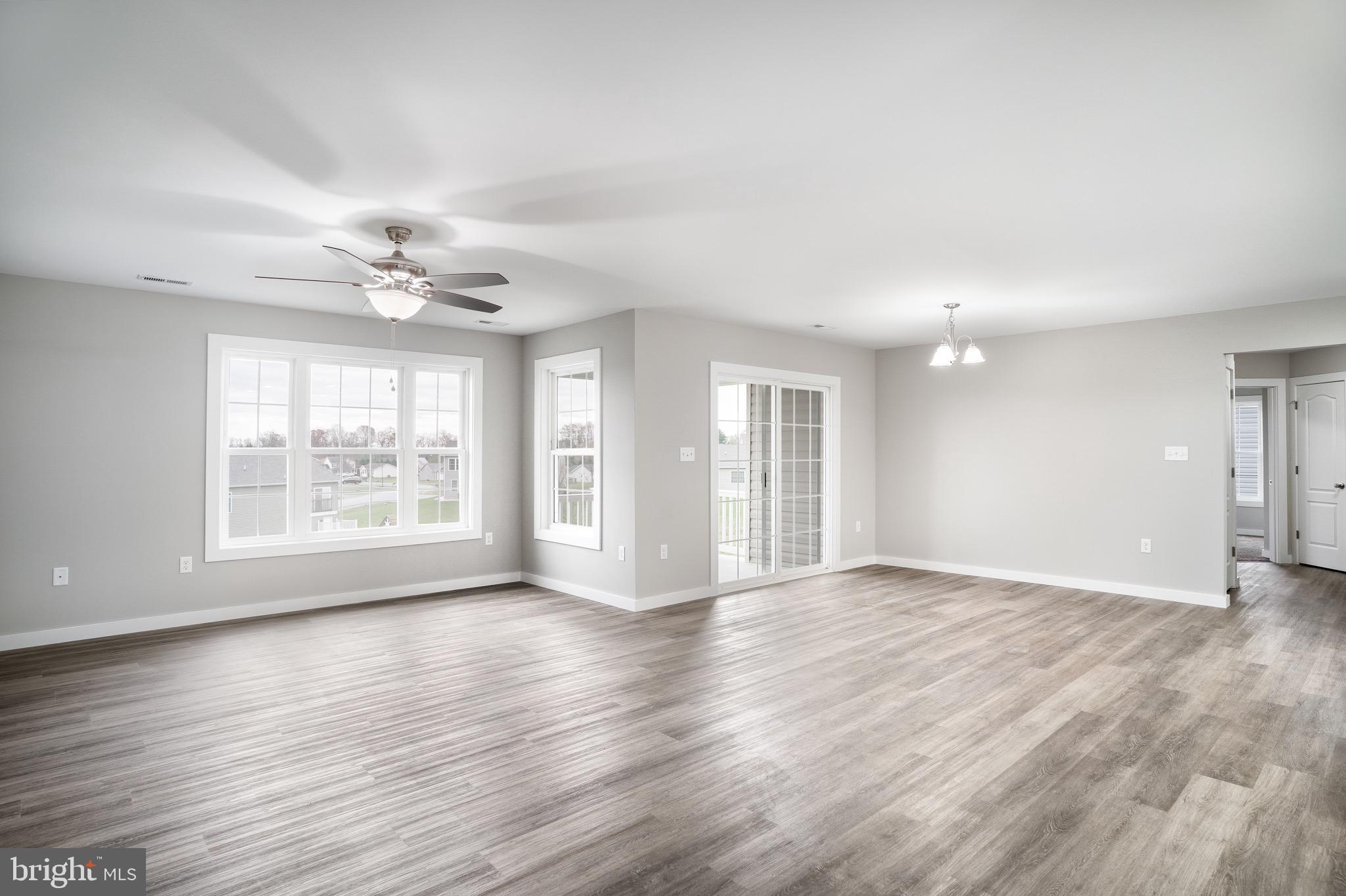 PEBBLE RIDGE - Residential