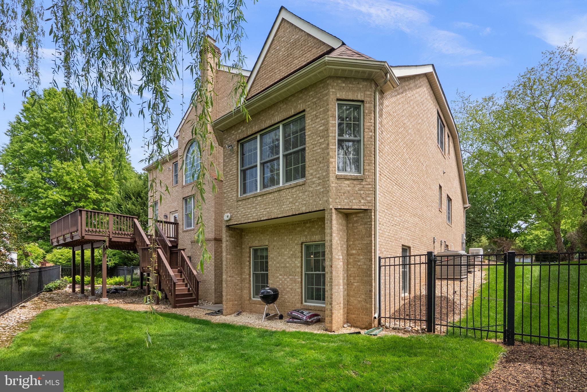 PINEY GLEN VILLAGE - Residential