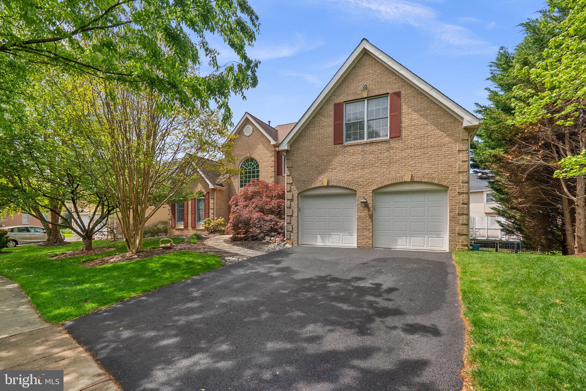 10217 LAKESTONE PLACE