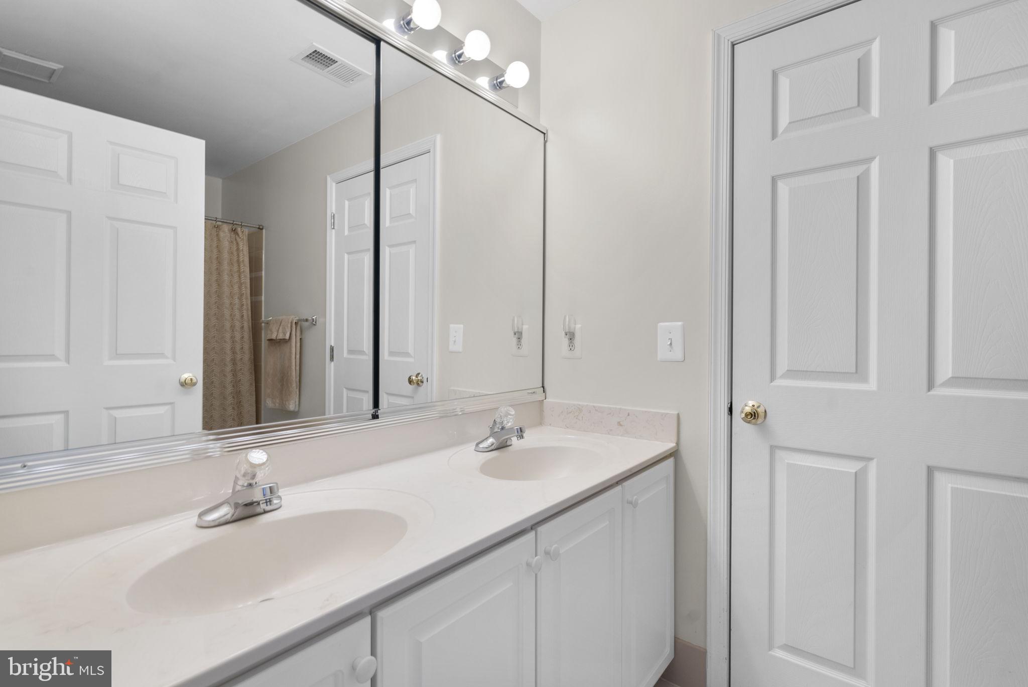PINEY GLEN VILLAGE - Residential