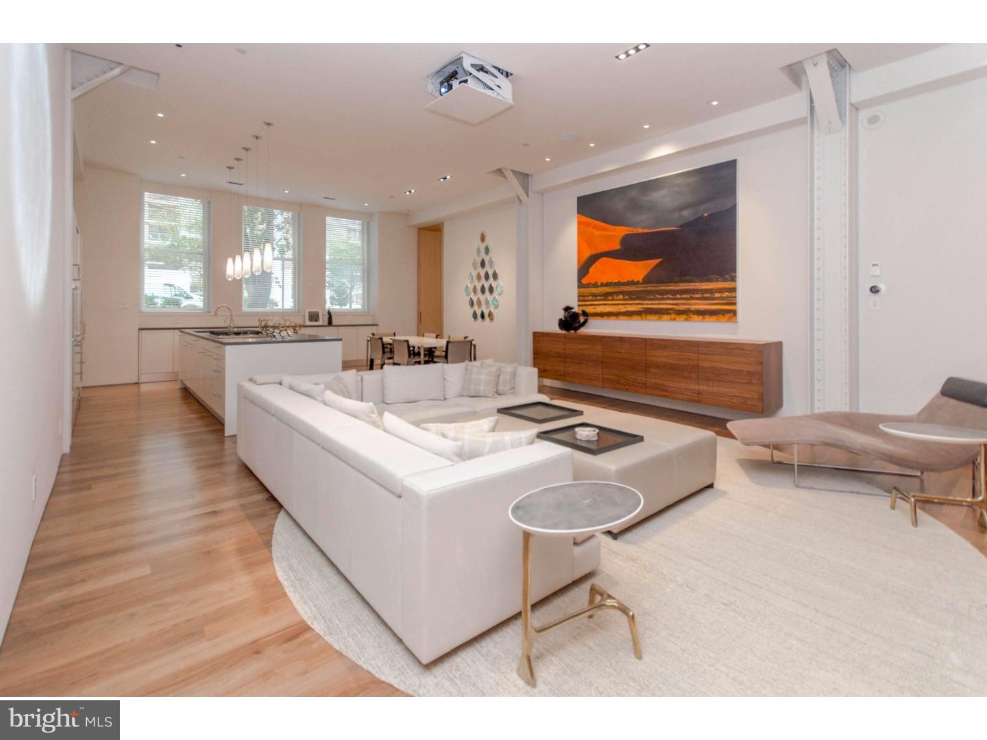 SOCIETY HILL - Residential