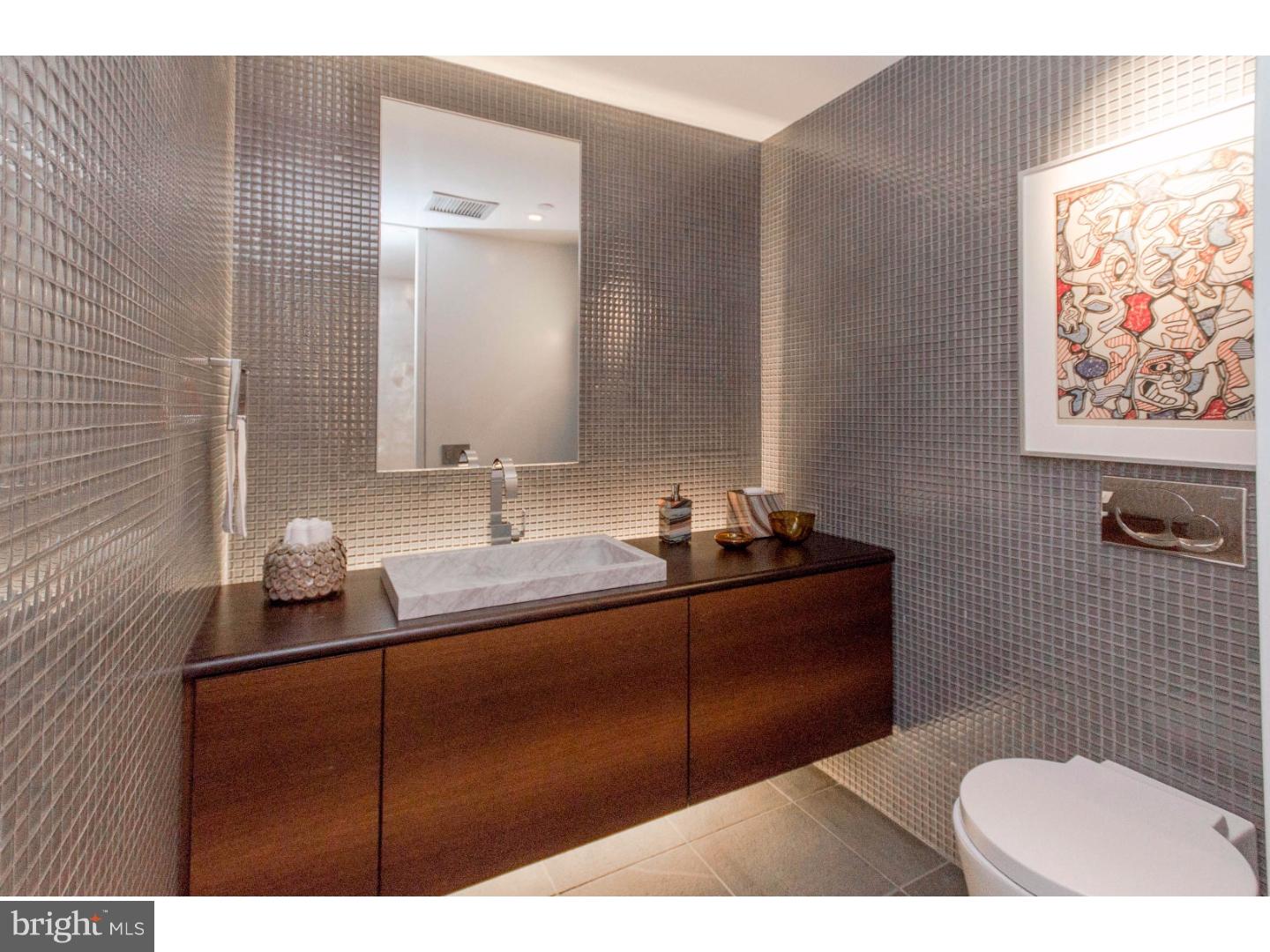 SOCIETY HILL - Residential